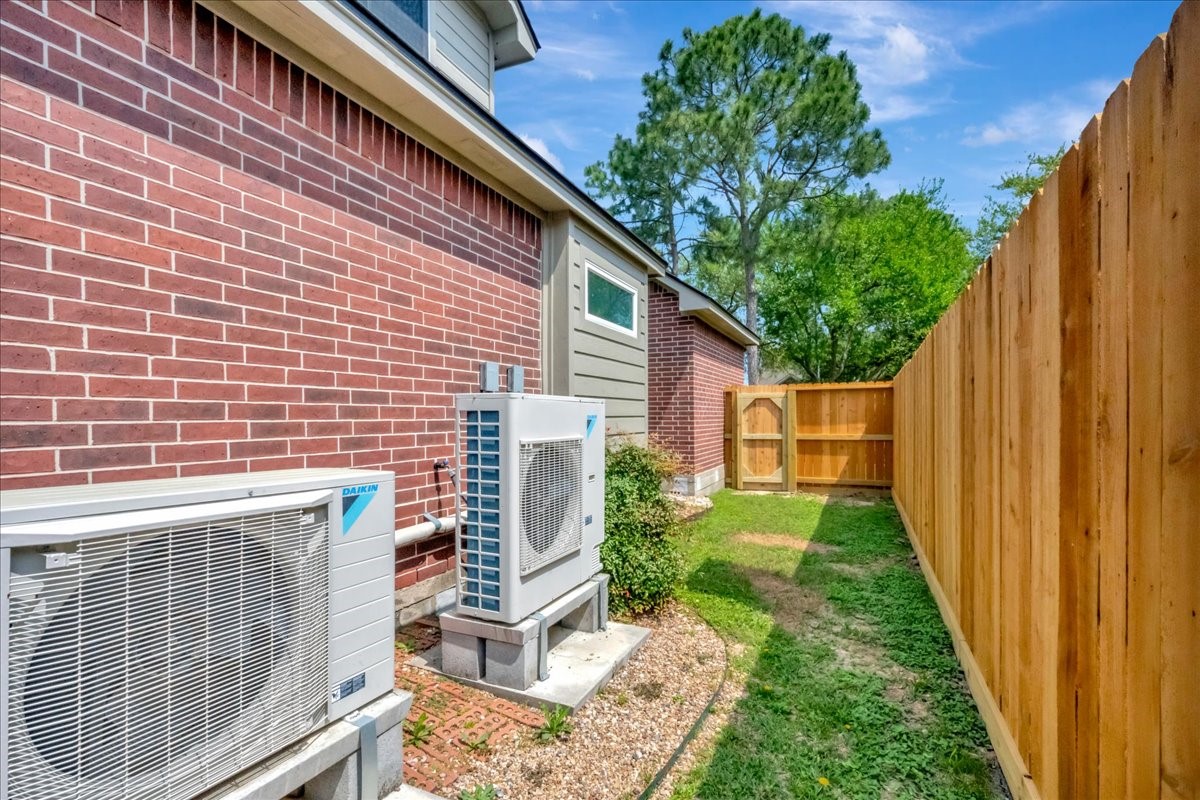 14010 Hazel Ridge Court Property Photo 35