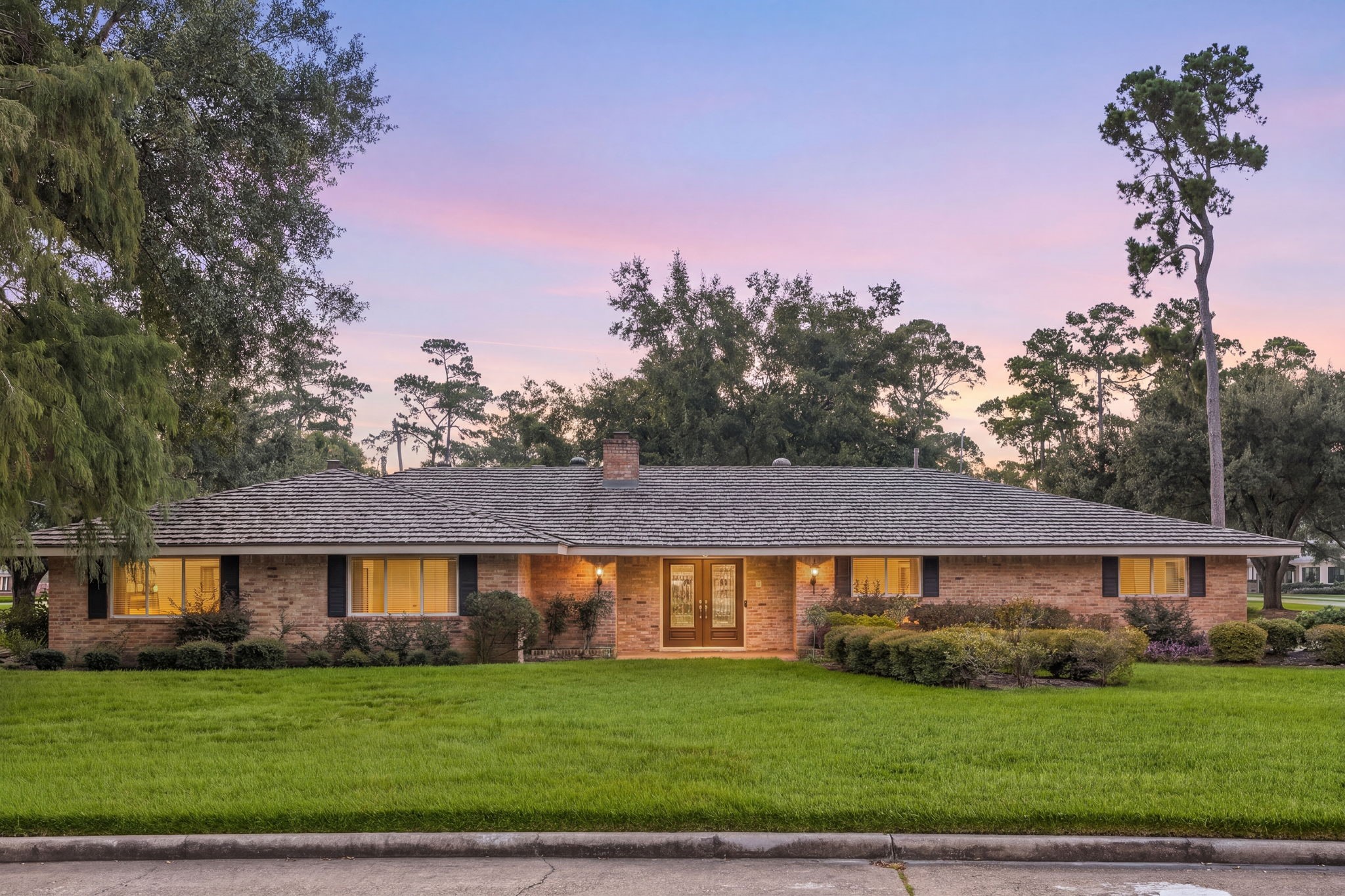 6207 Coral Gables Drive Property Photo 1