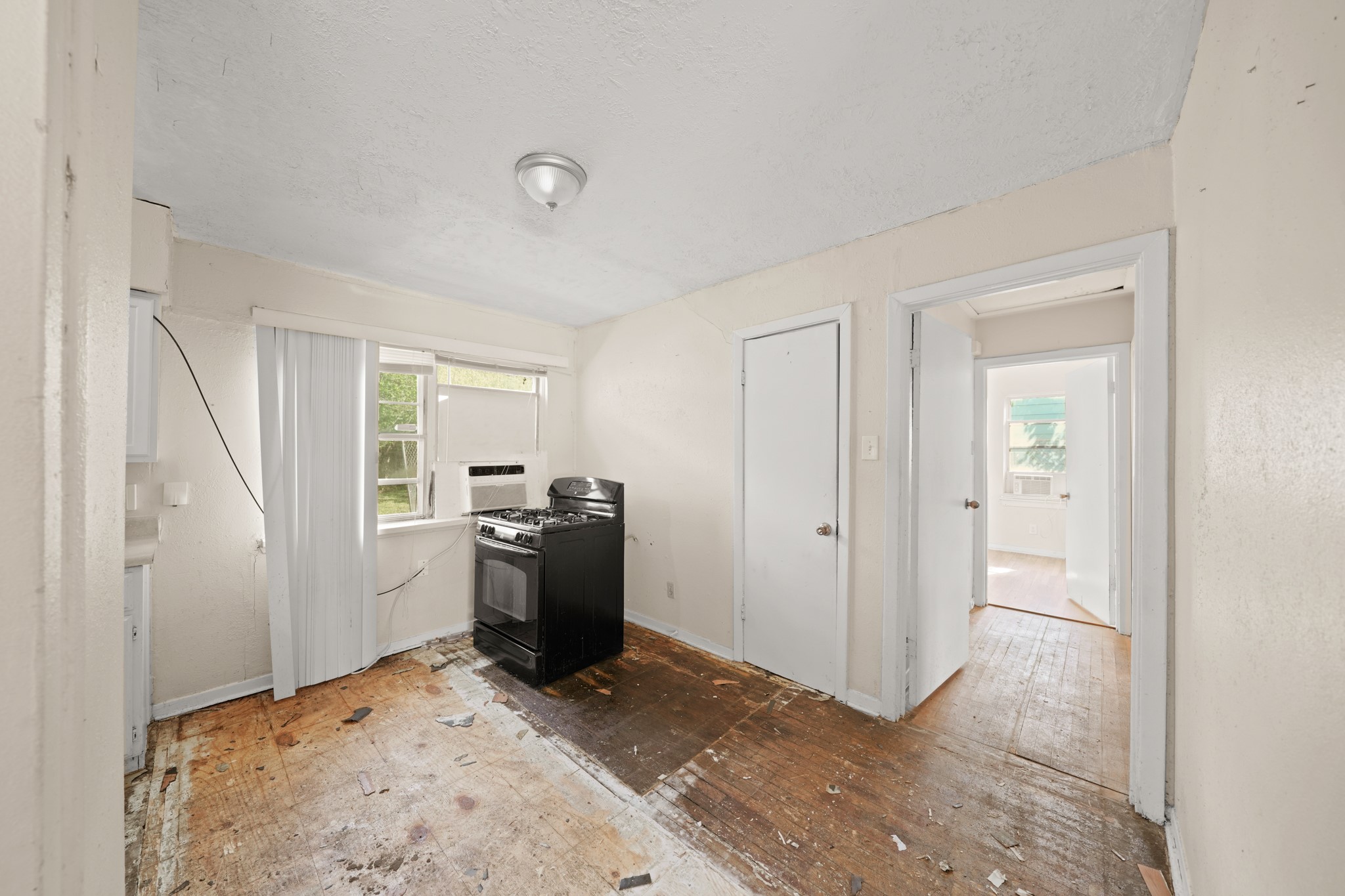 4303 Mowery Road Property Photo 3