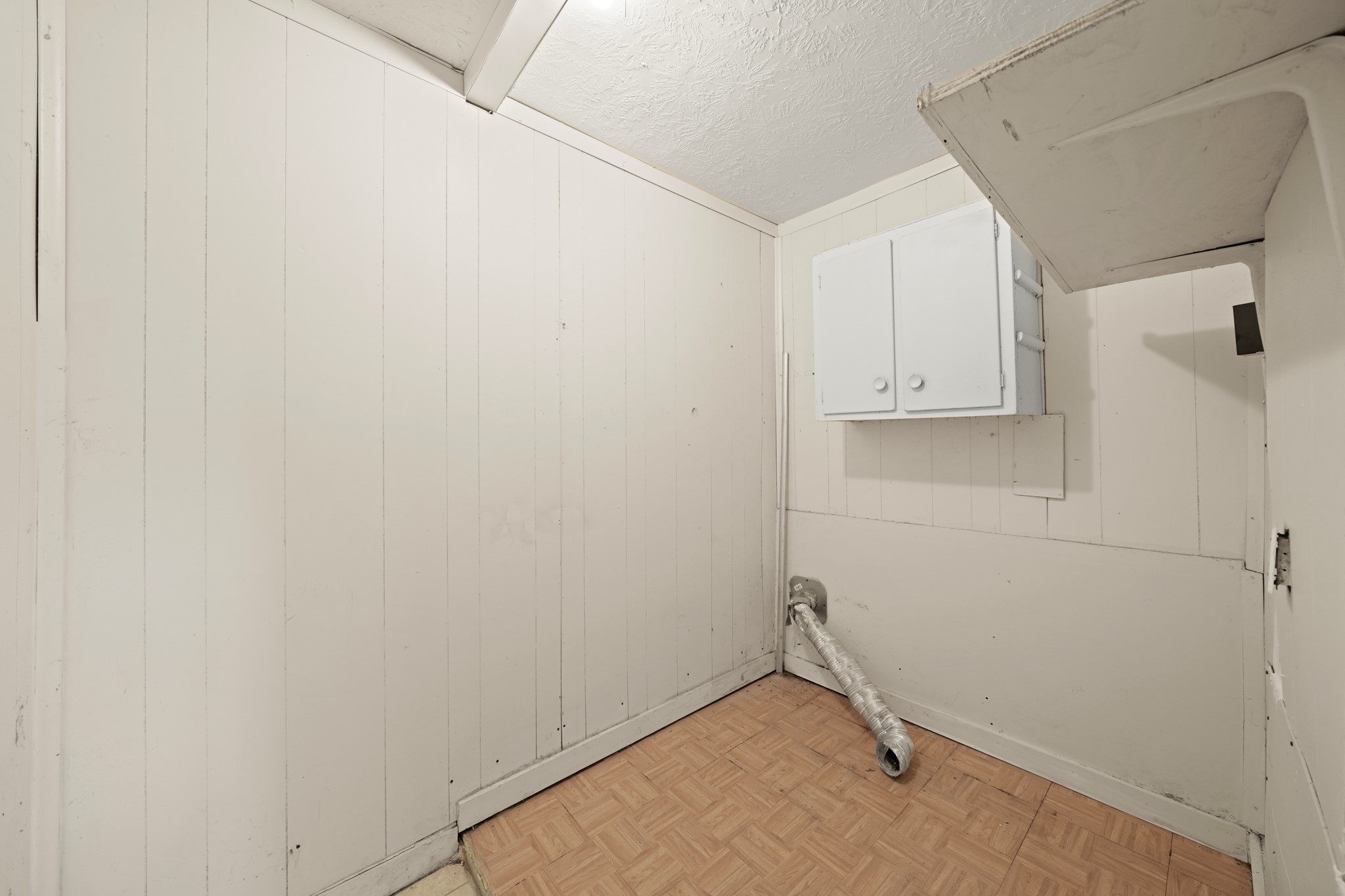 4303 Mowery Road Property Photo 6