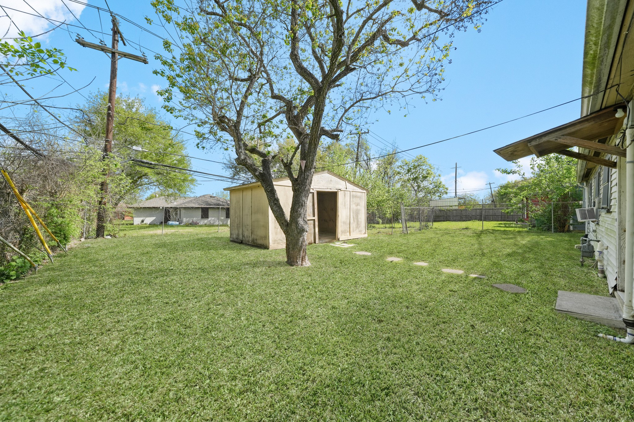 4303 Mowery Road Property Photo 7