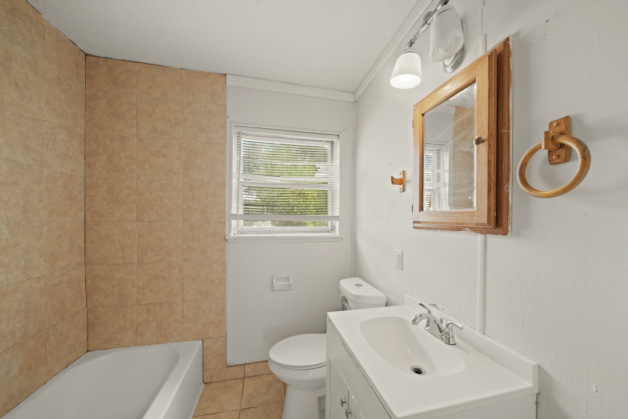 4303 Mowery Road Property Photo 9