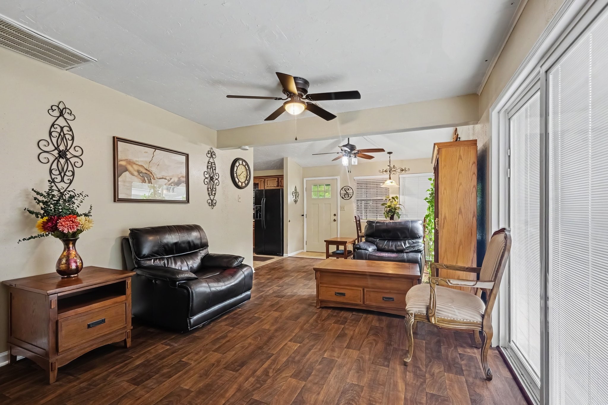 24609 Willow Lane Property Photo 7