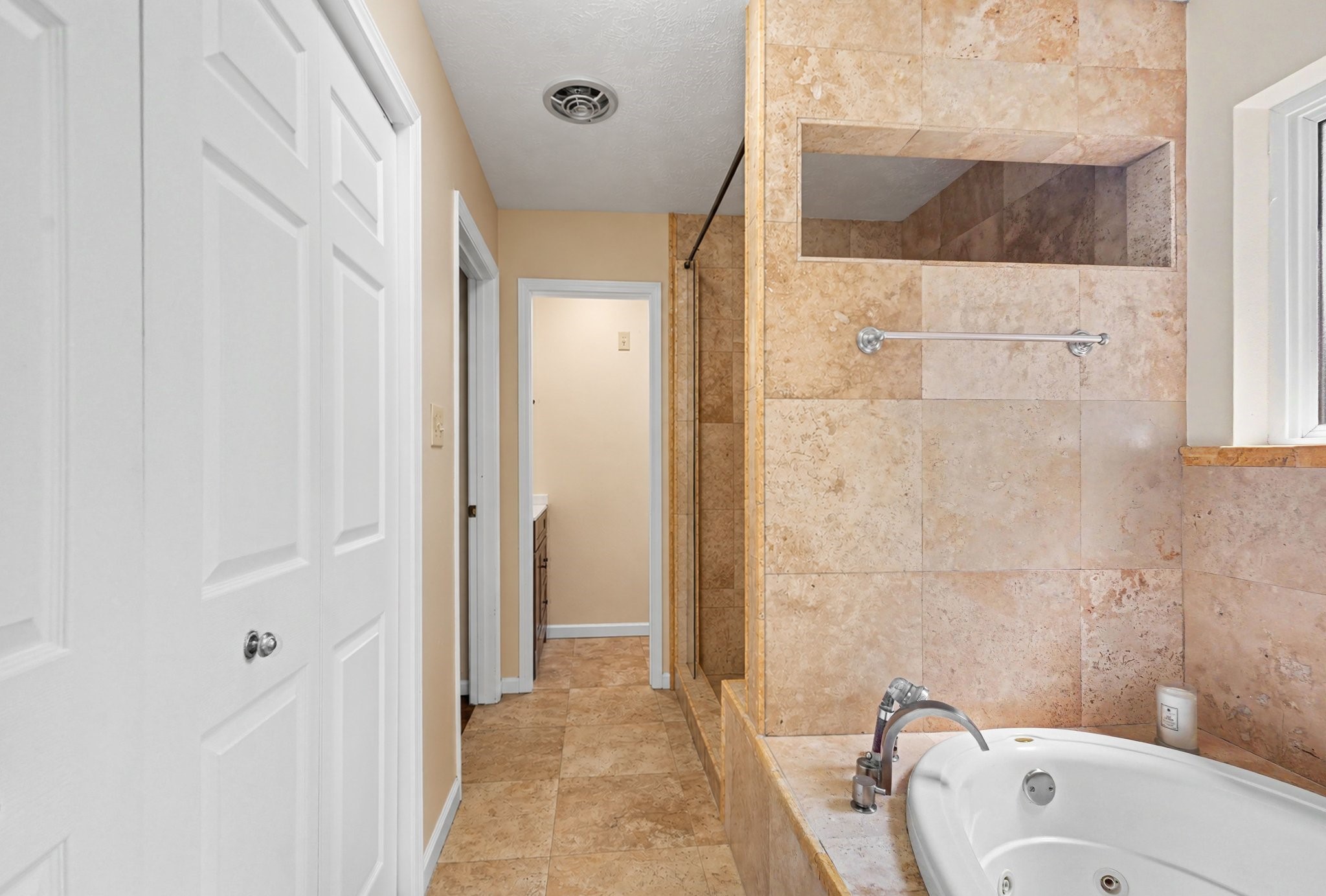 24609 Willow Lane Property Photo 14