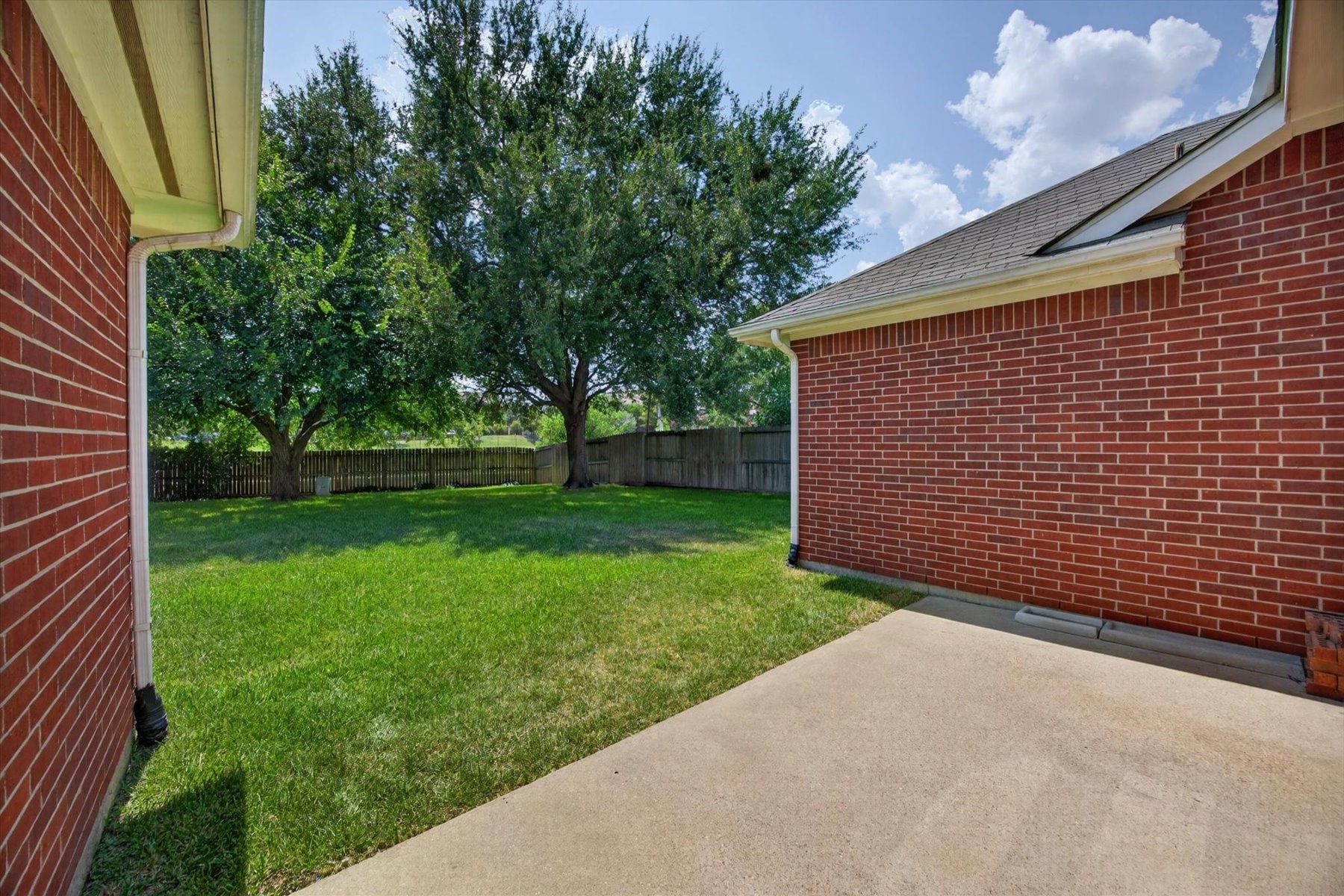 21323 Pebble Pine Trail Property Photo 29