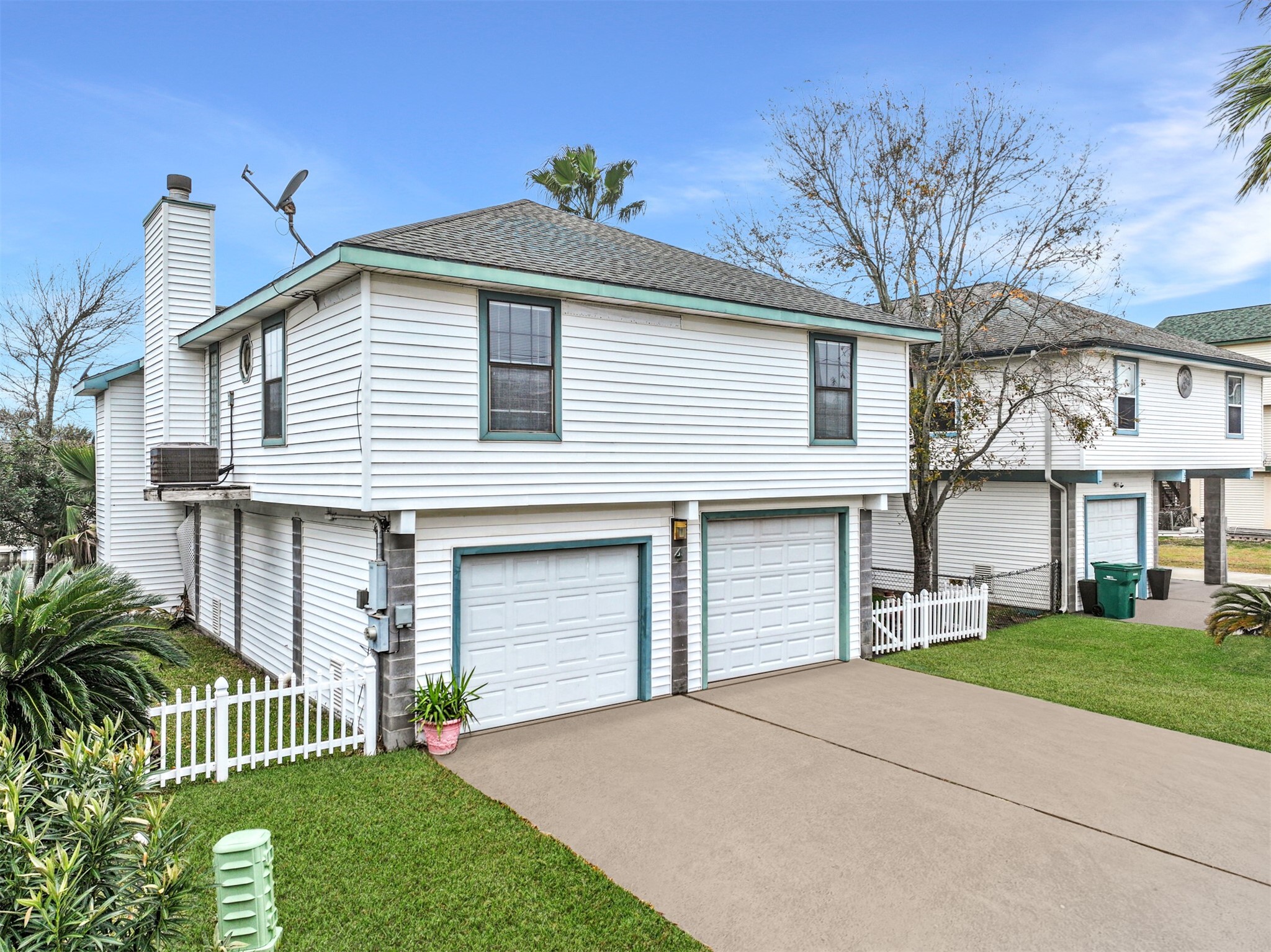 4 S Flamingo Street Property Photo 1