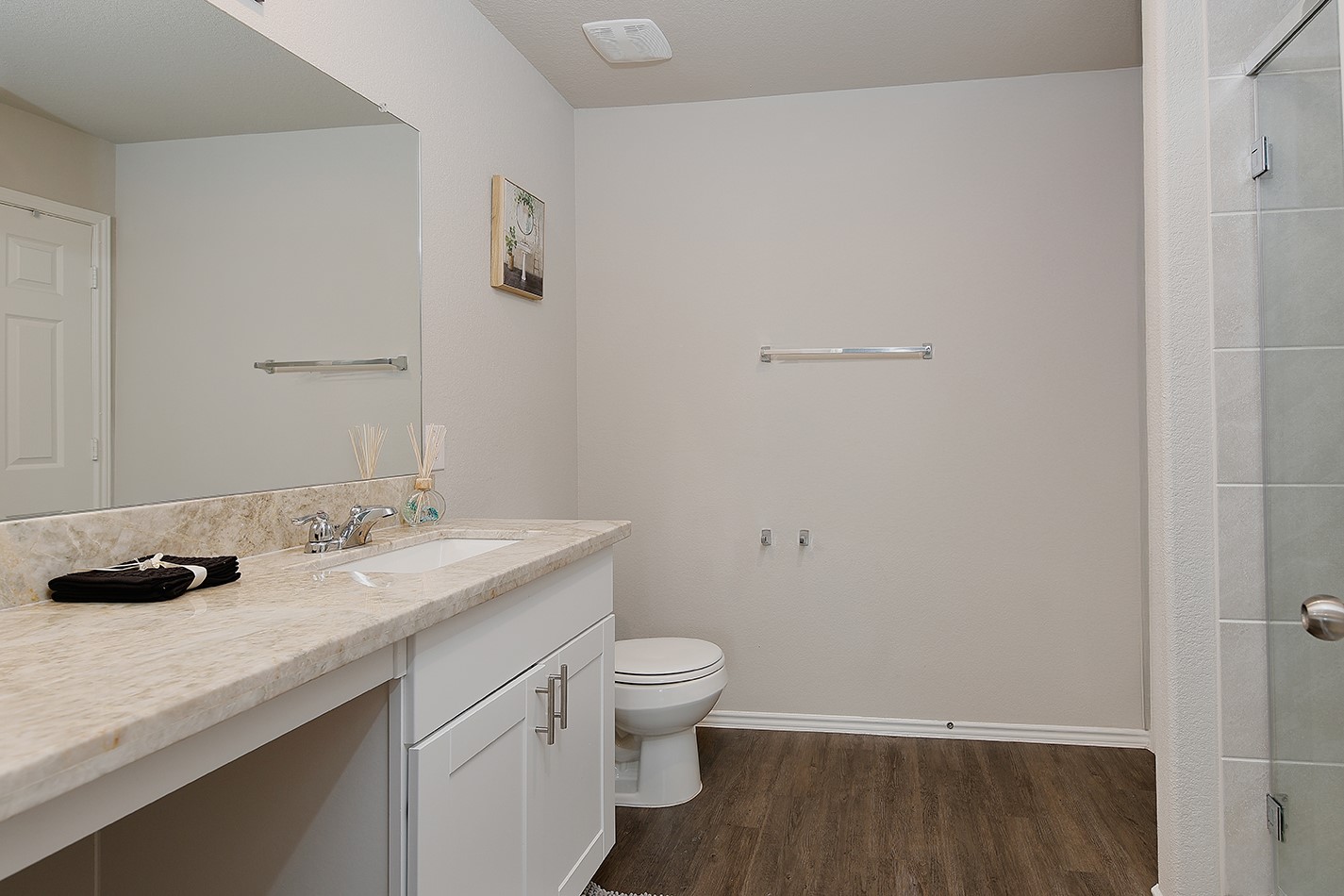 309 Cumberland Forest Drive Property Photo 16