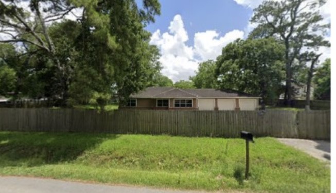 9206 Everglade Drive Property Photo 3