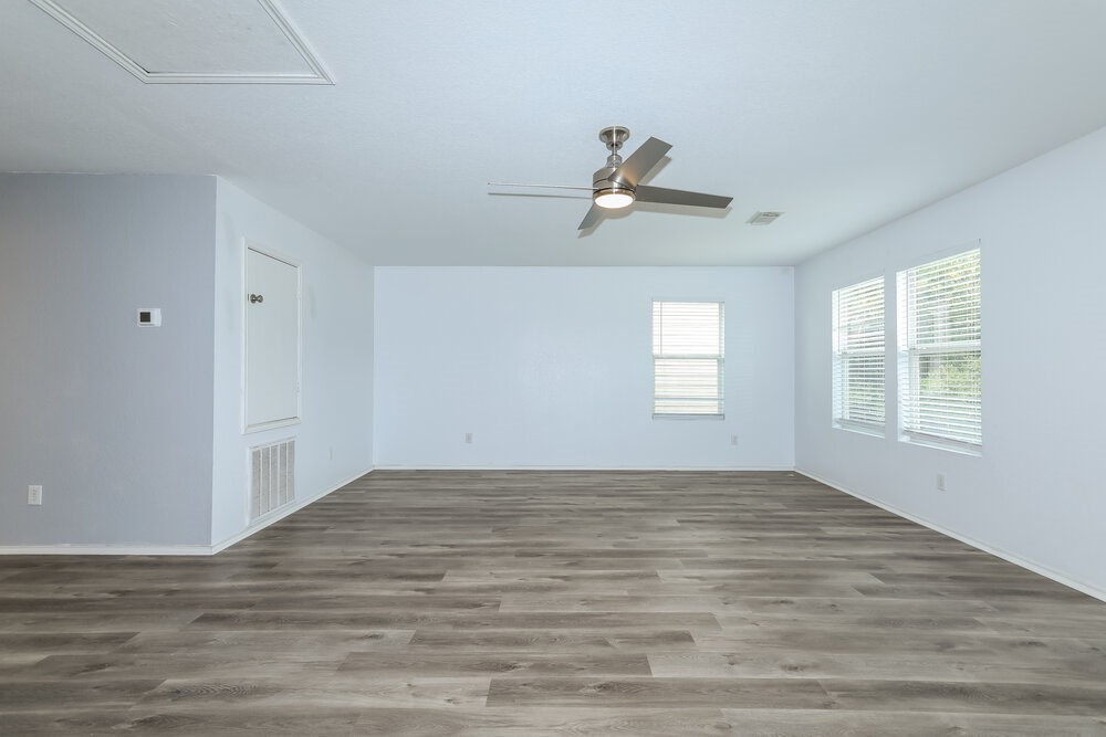 302 Falling Pine Drive Property Photo 12