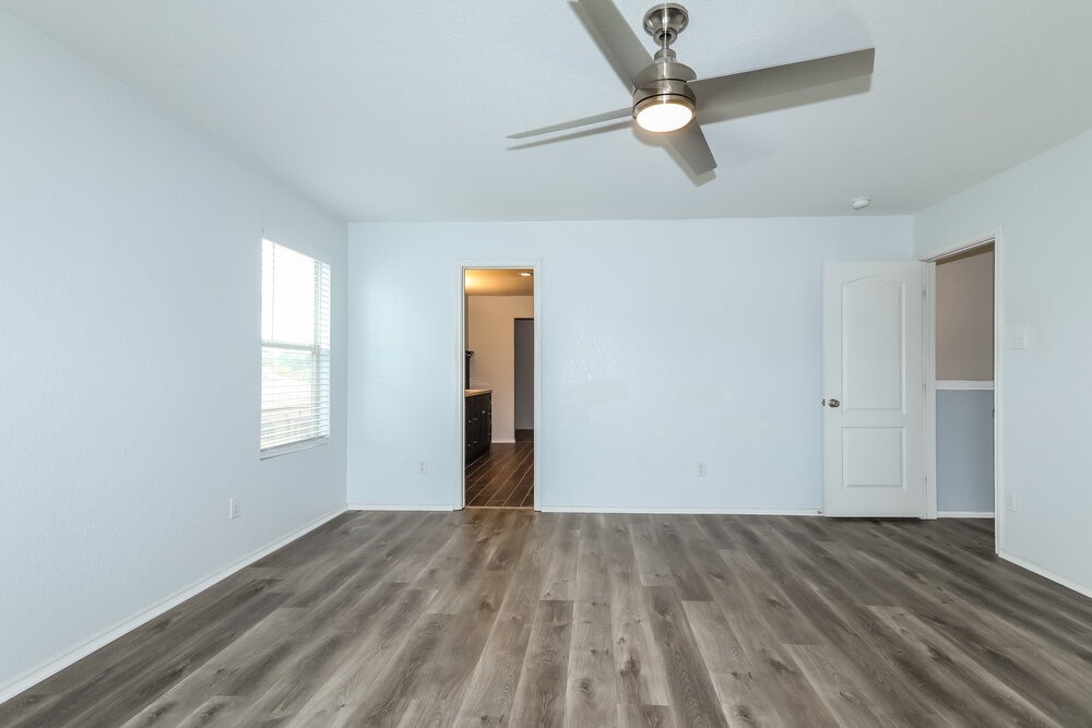 302 Falling Pine Drive Property Photo 13