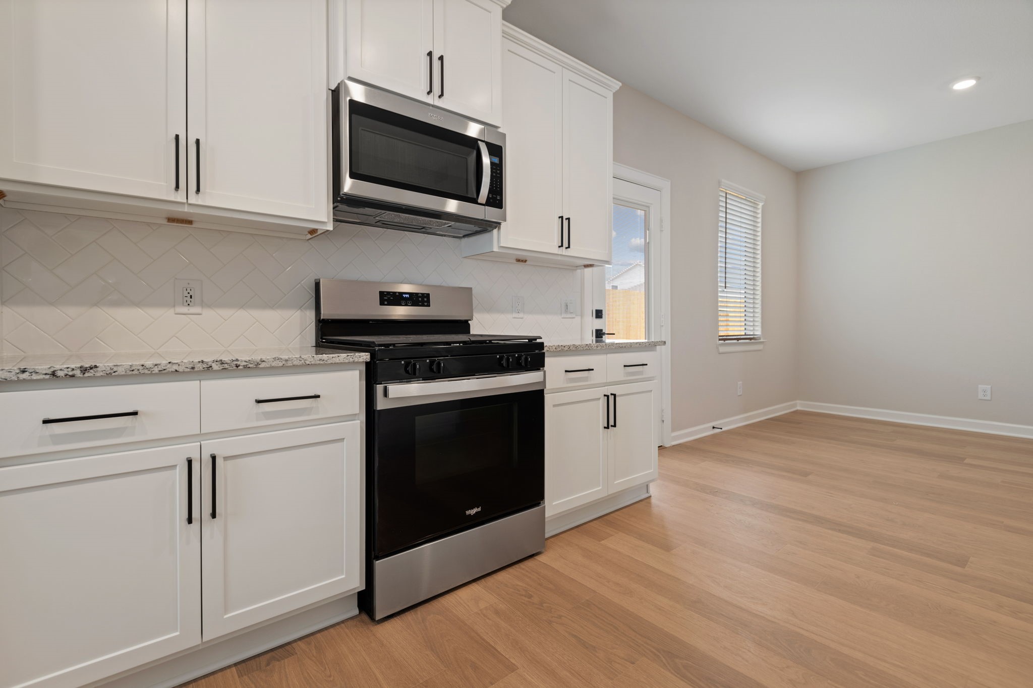 21567 Bluebonnet Bay Drive Property Photo 4