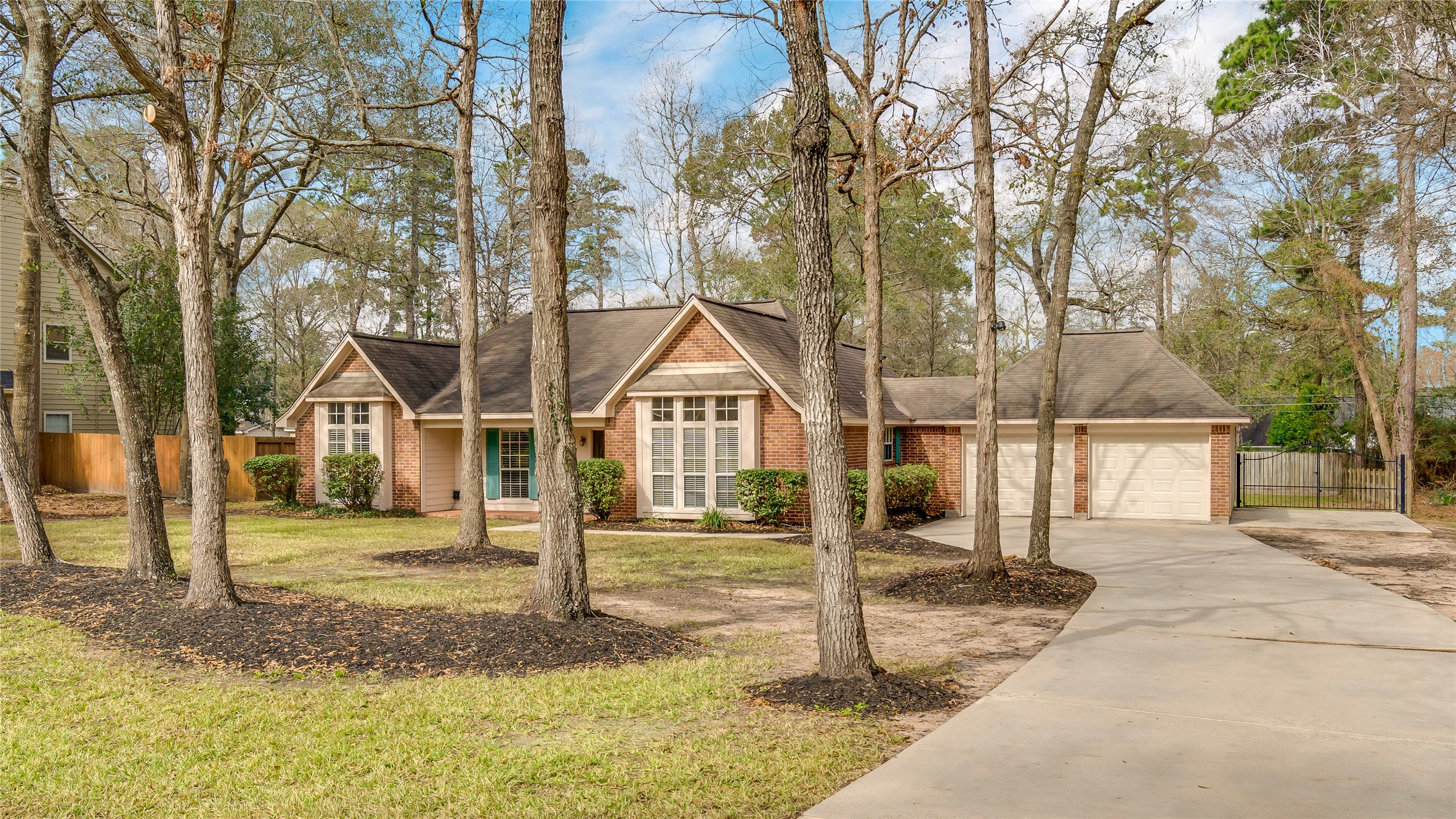 2460 Pebblebrook Circle Property Photo 1