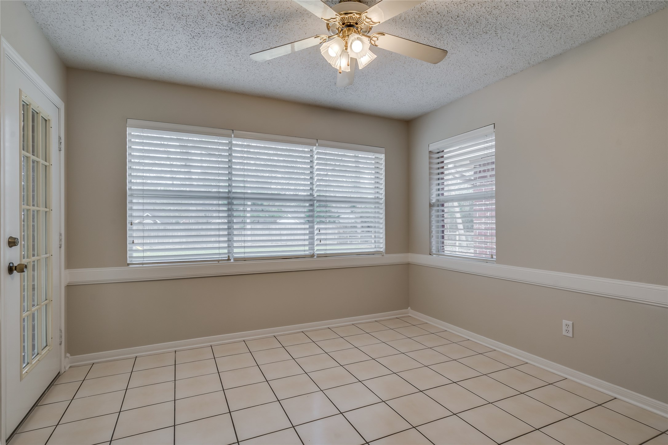 2460 Pebblebrook Circle Property Photo 14