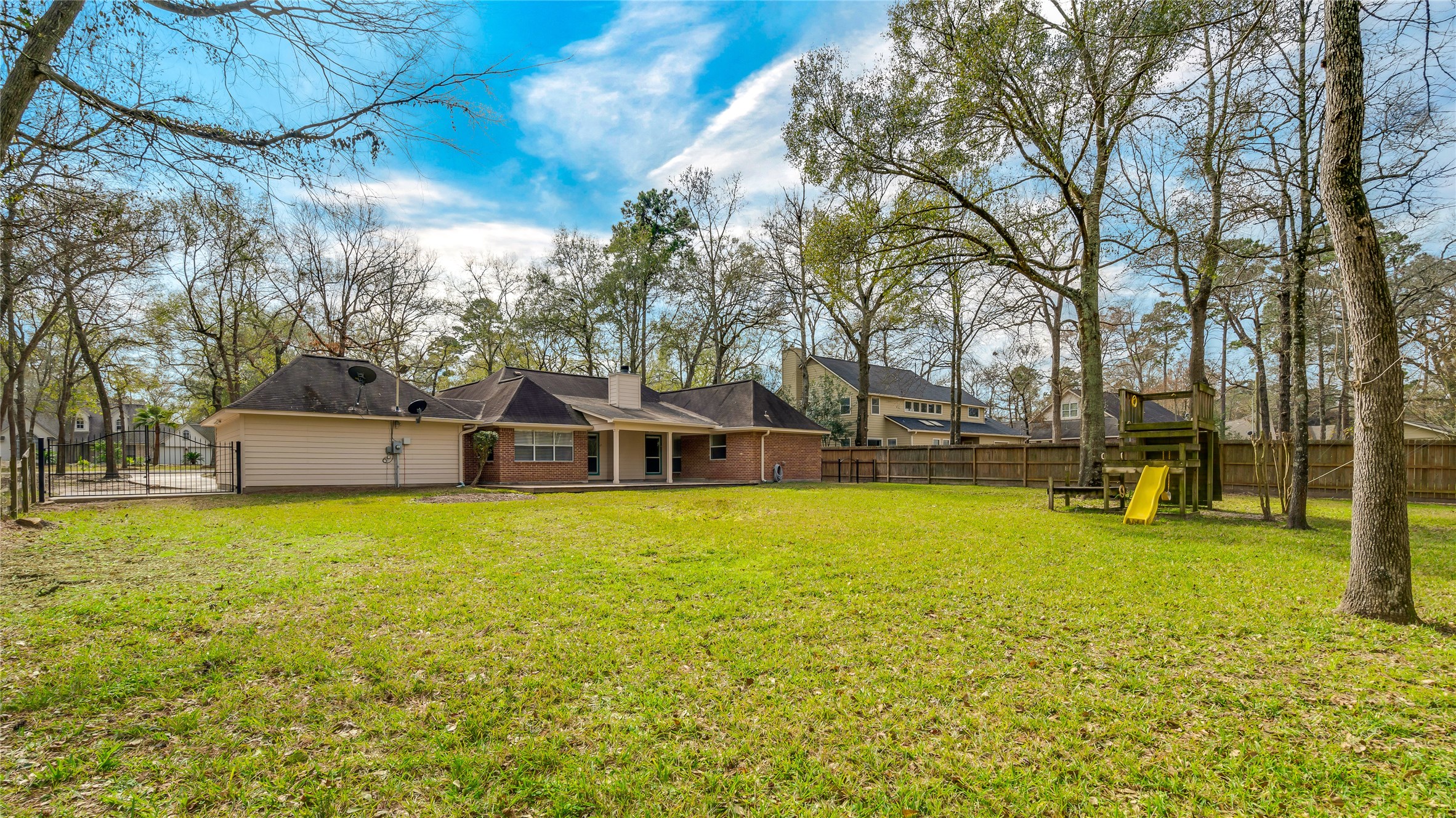 2460 Pebblebrook Circle Property Photo 24