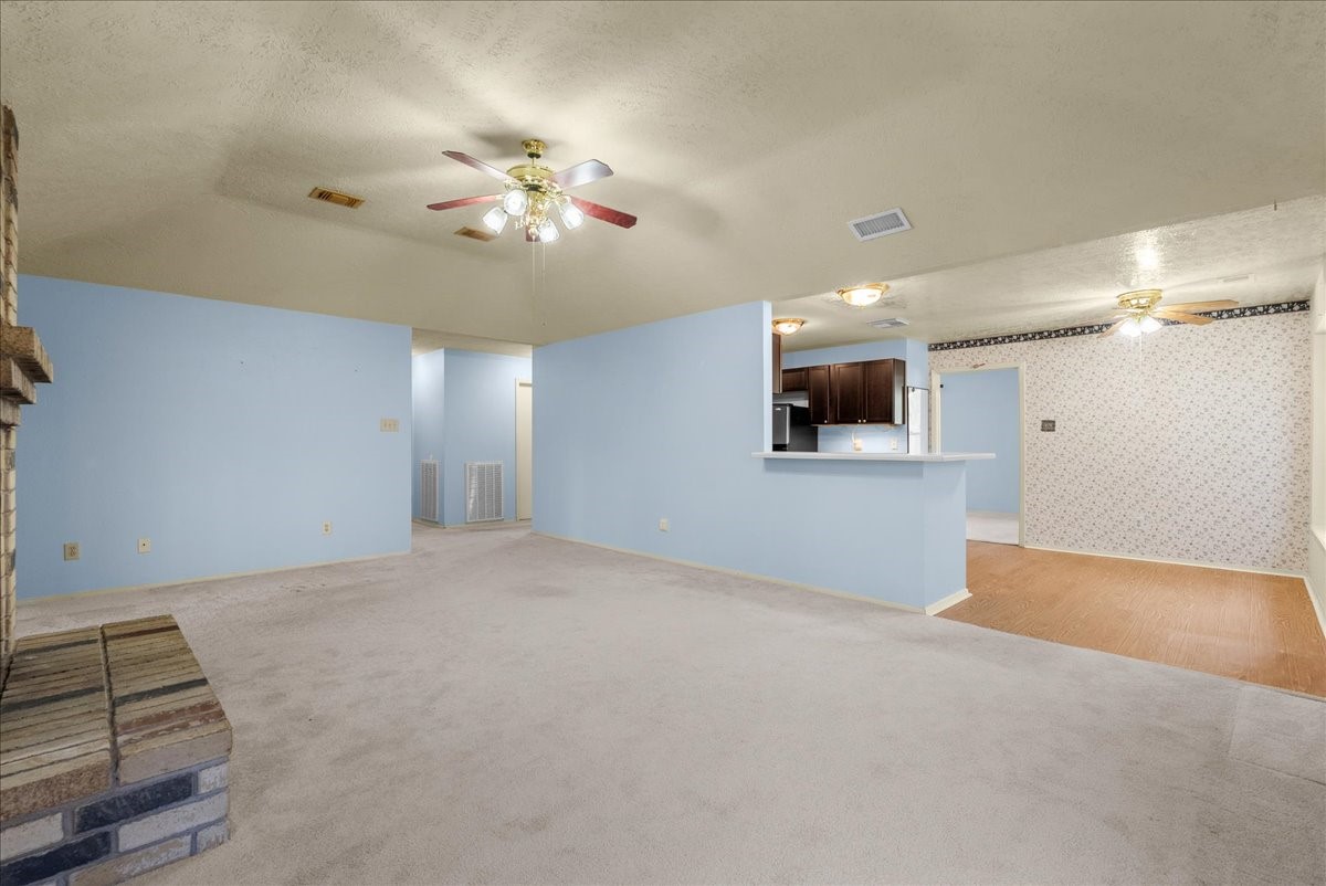 2790 Pinewood Drive Property Photo 9