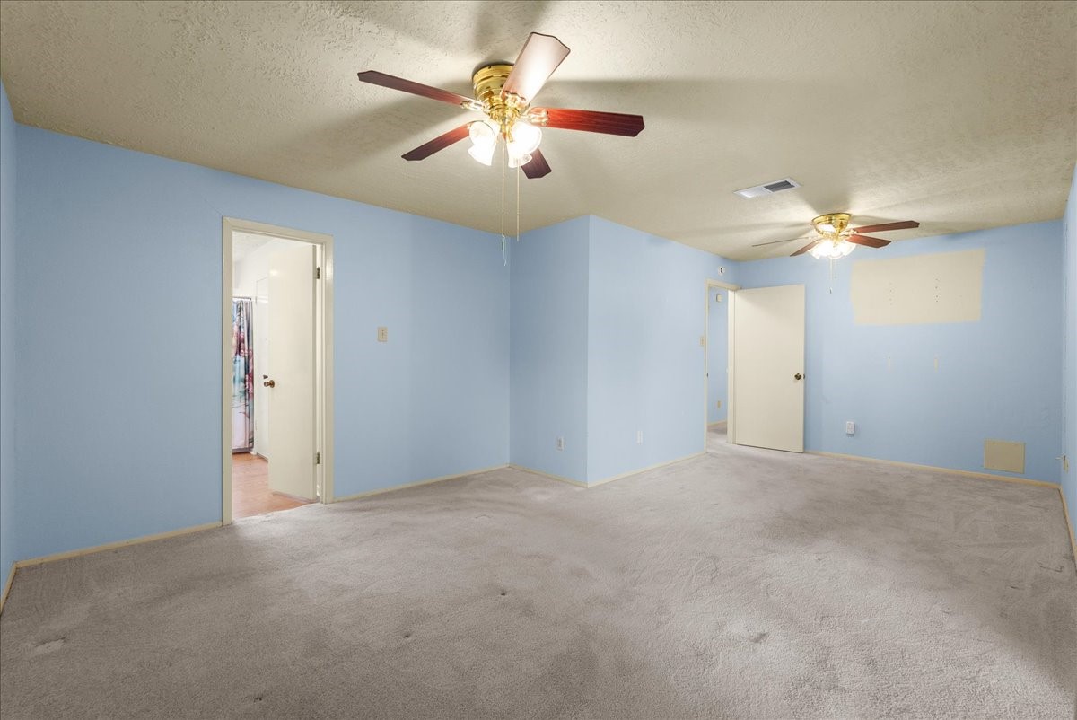 2790 Pinewood Drive Property Photo 16