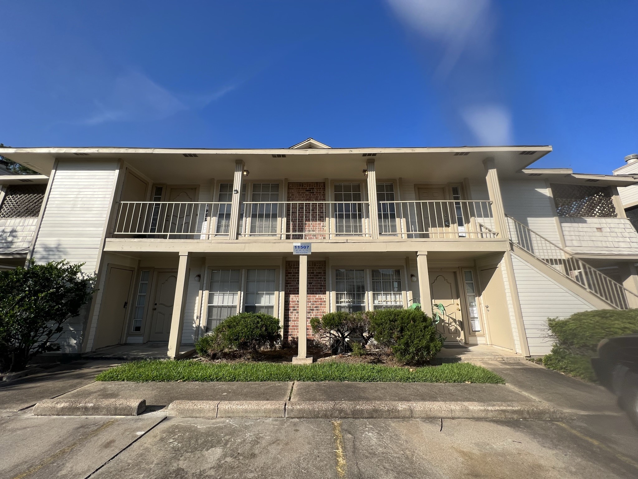 11507 Meadow Lane C Property Photo 1