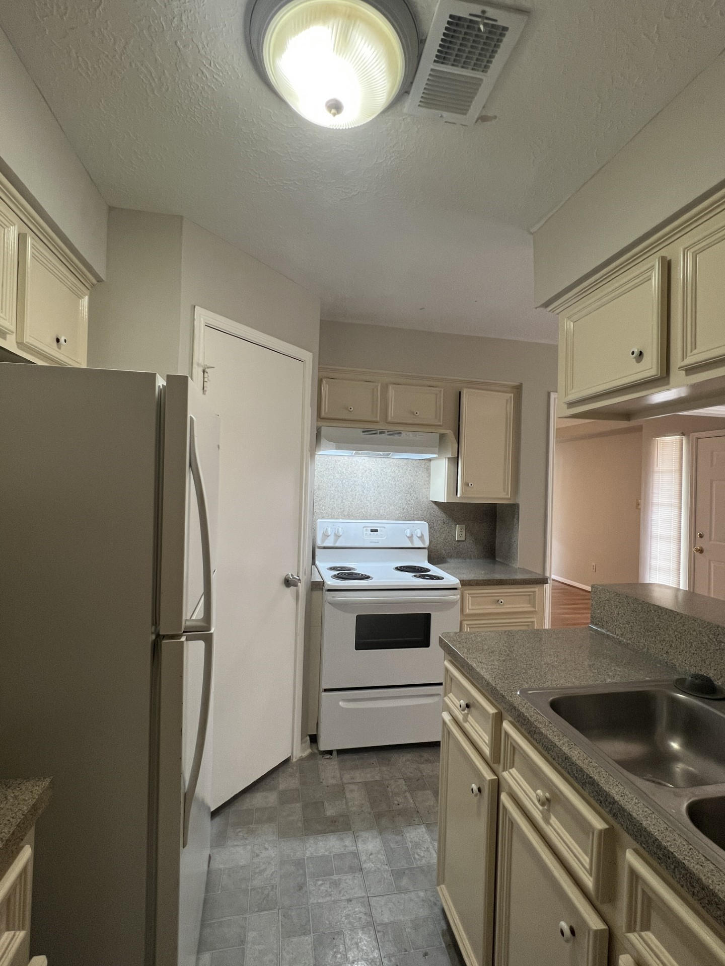 11507 Meadow Lane C Property Photo 8