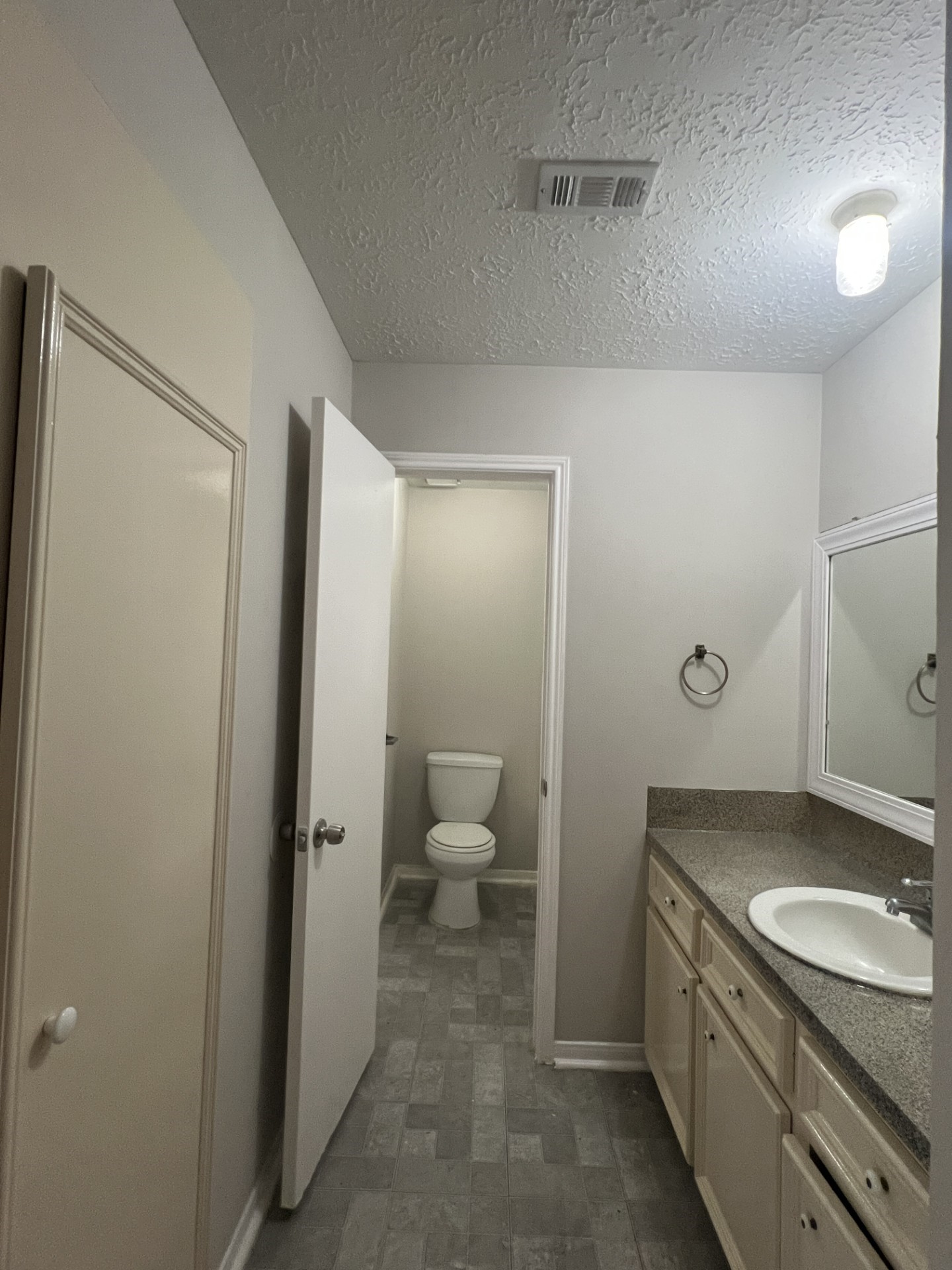 11507 Meadow Lane C Property Photo 13