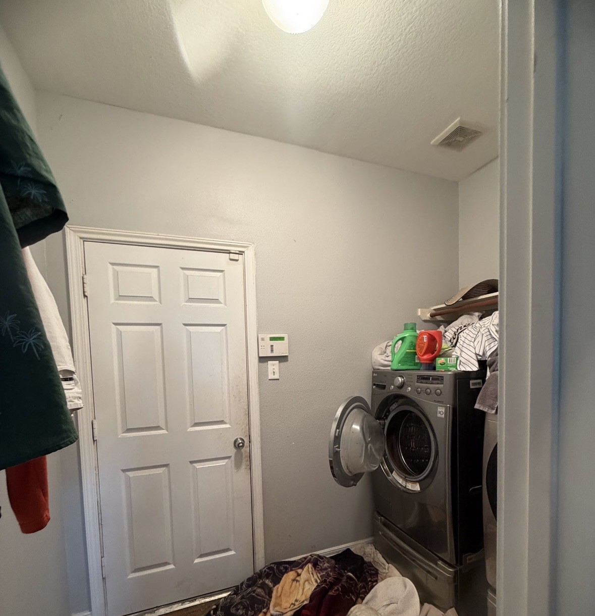 9907 Lynnwood Drive Property Photo 12