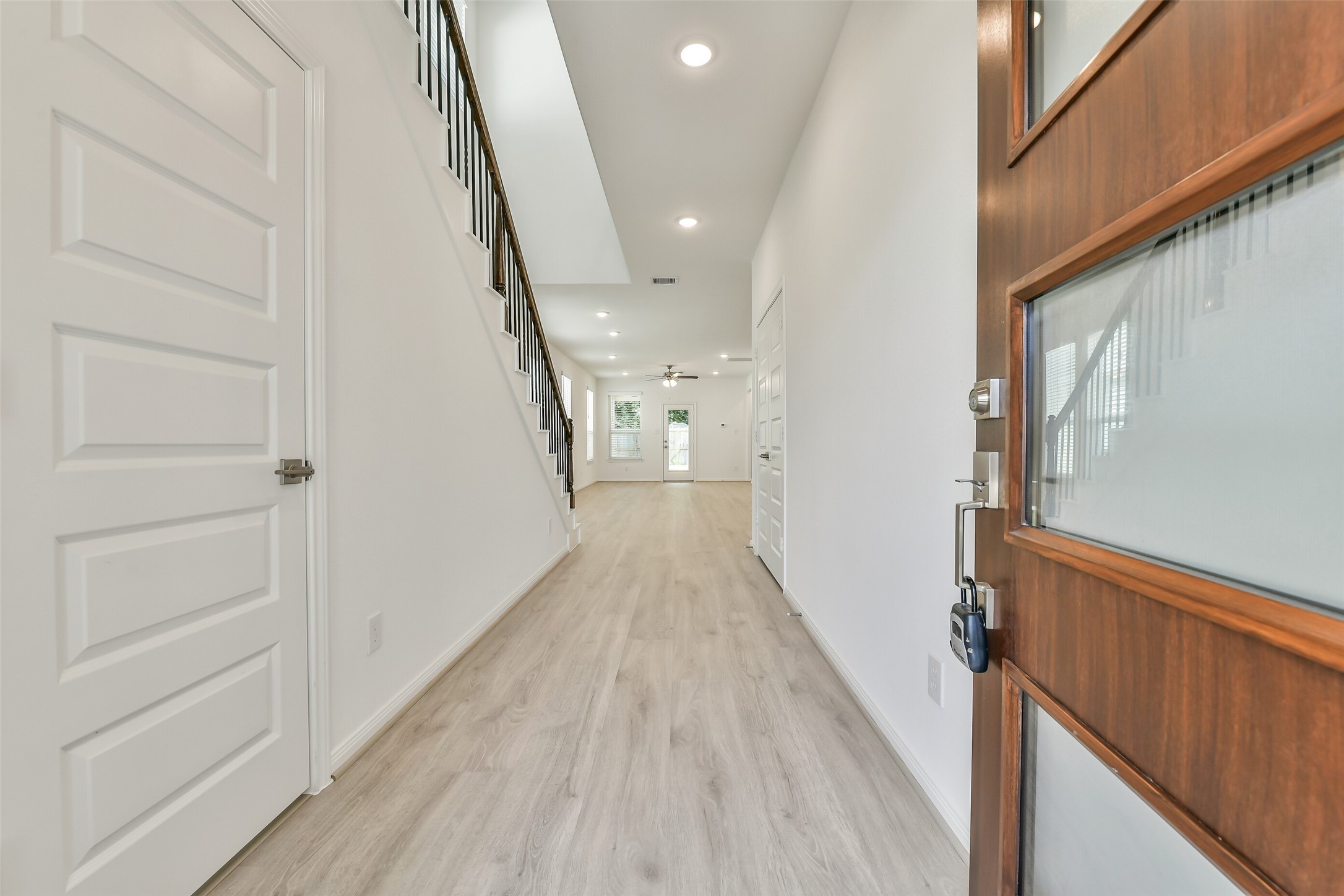 15447 Foresail Lane Property Photo 4