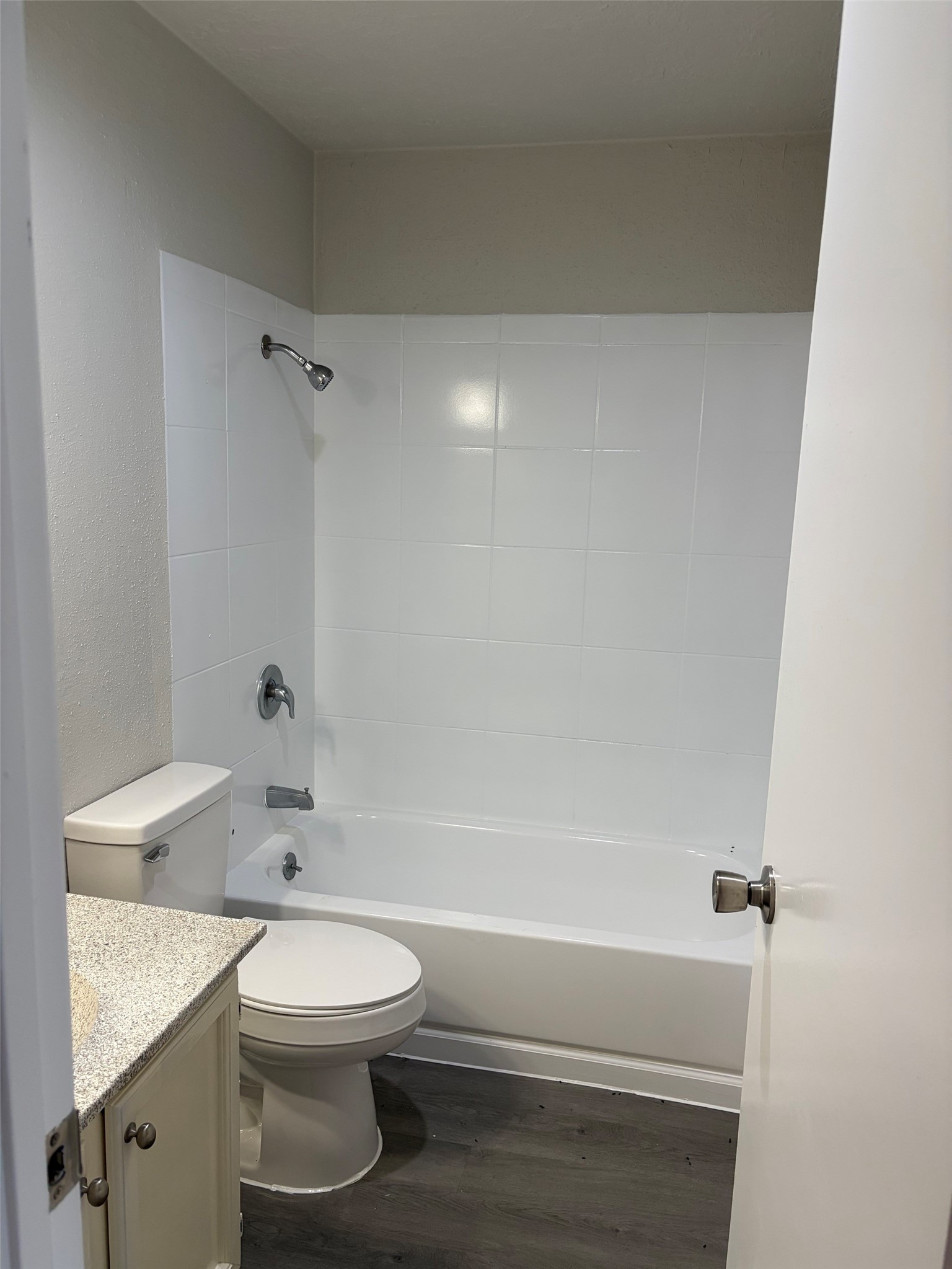 13155 Walden Road 202 Property Photo 8