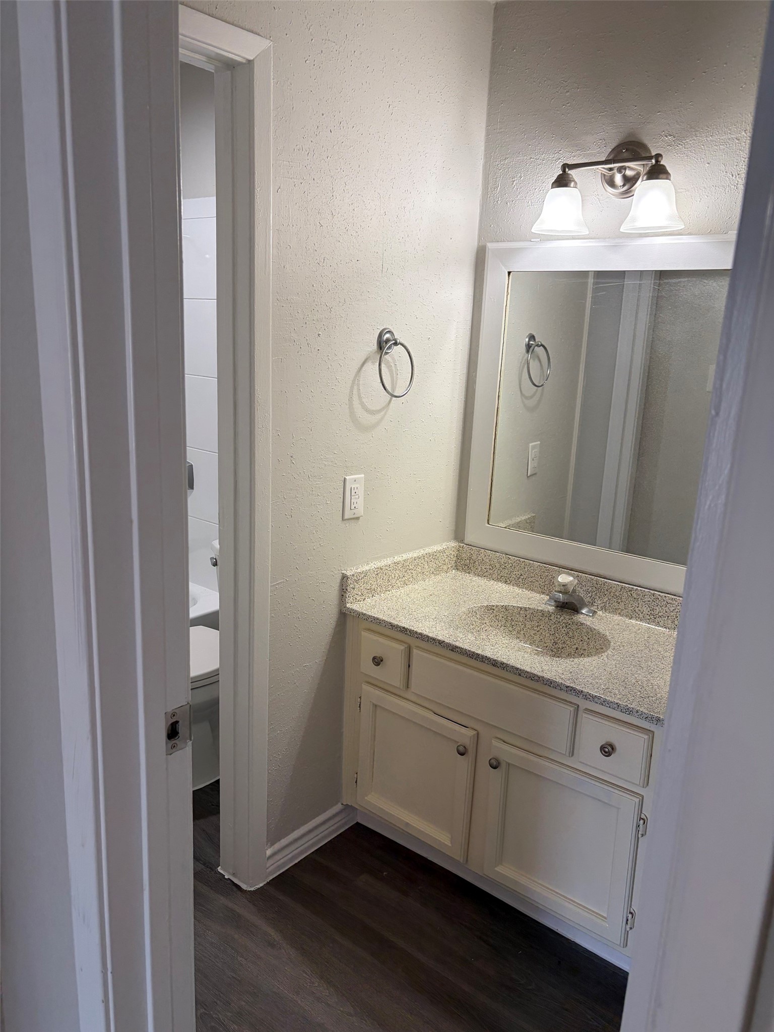 13155 Walden Road 202 Property Photo 11