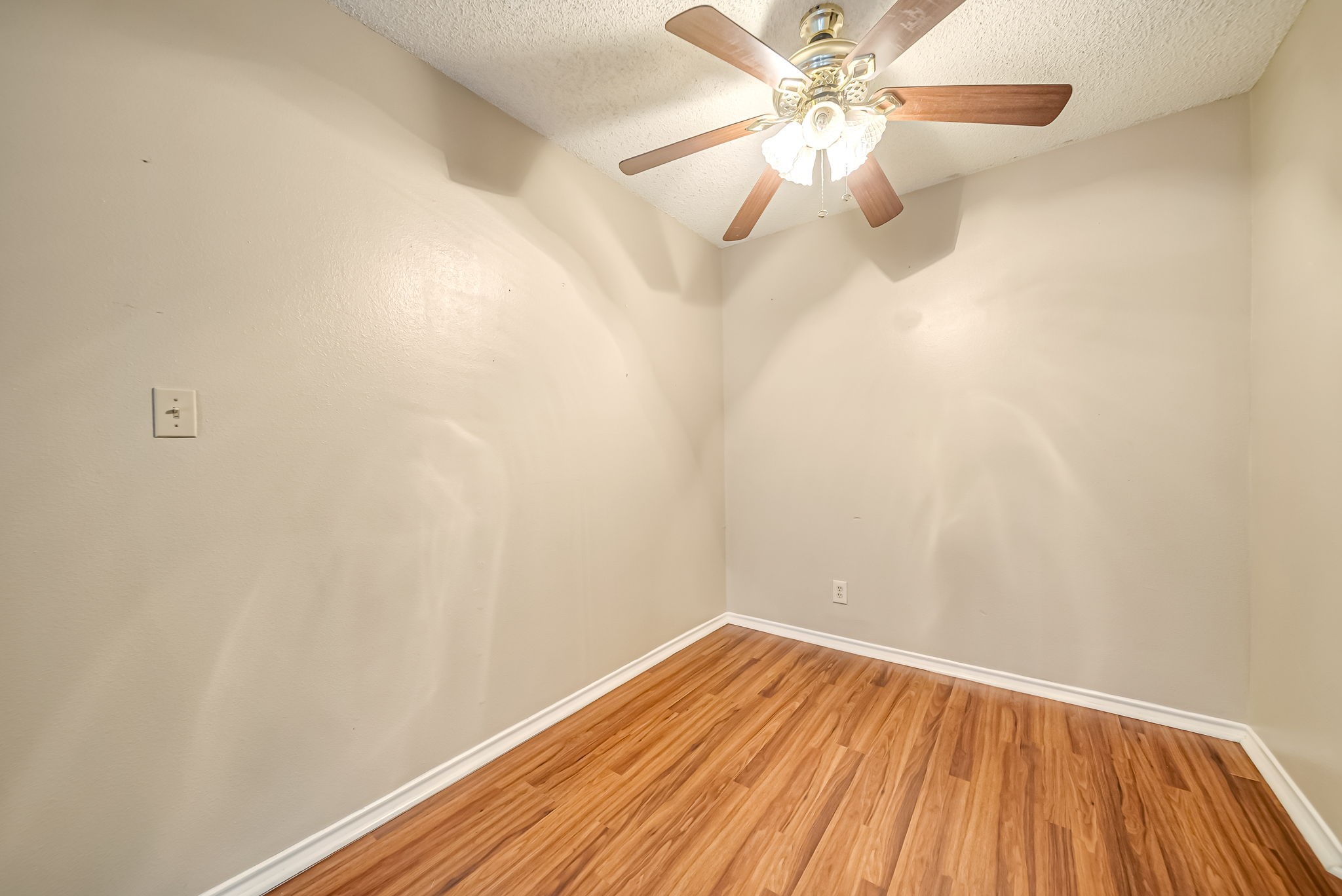2501 Gulf Freeway 256d Property Photo 20