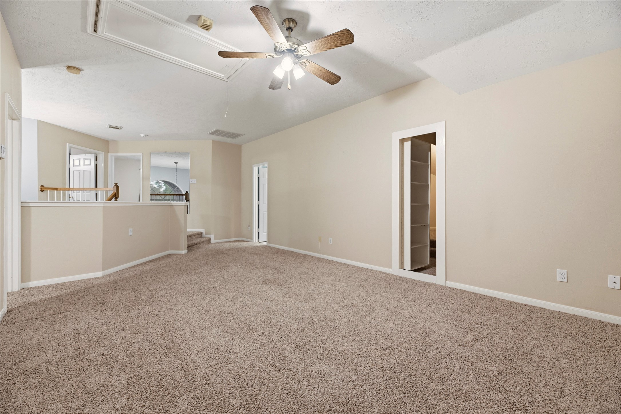 8907 W Rayford Road Property Photo 21