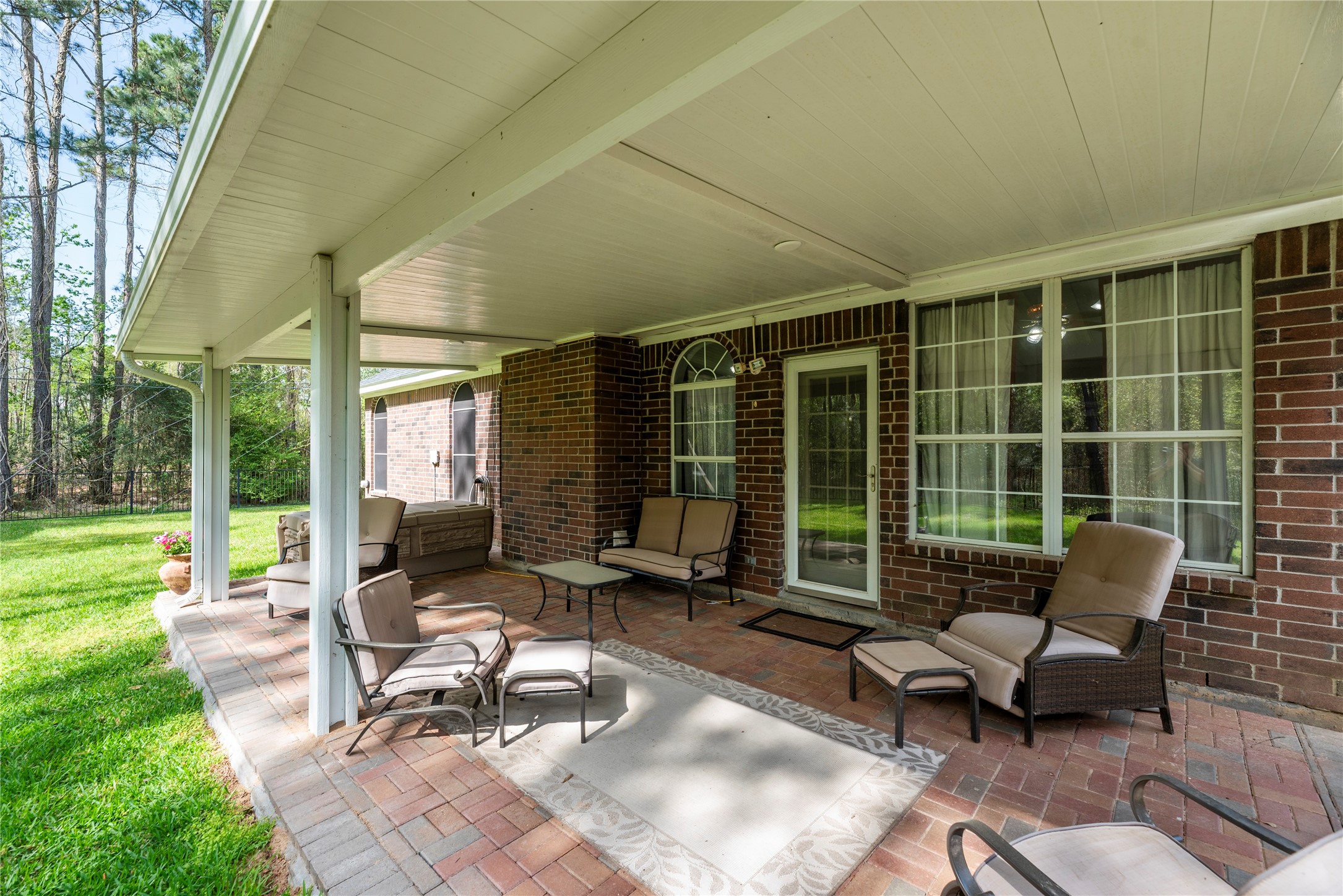 8907 W Rayford Road Property Photo 28