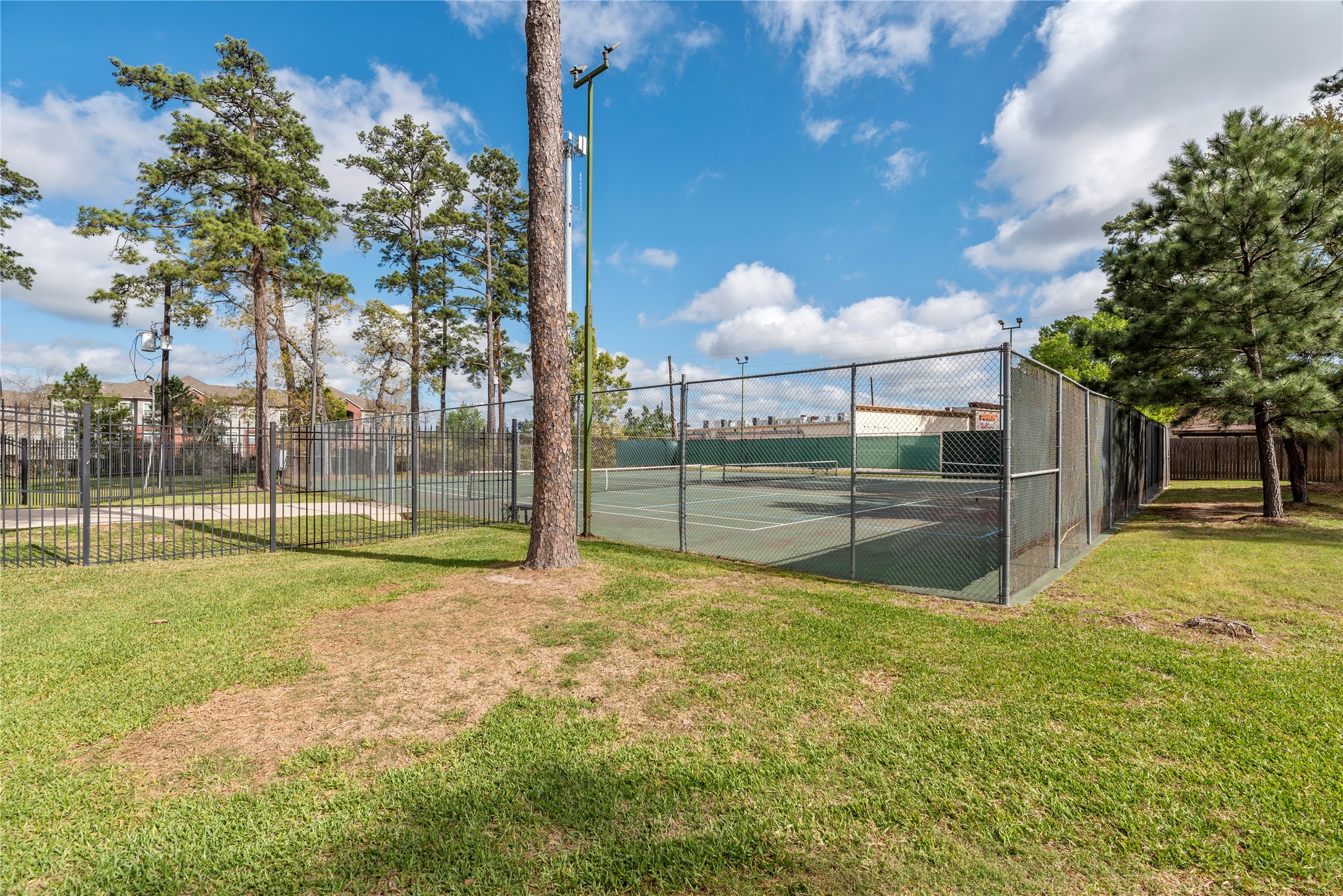 8907 W Rayford Road Property Photo 38