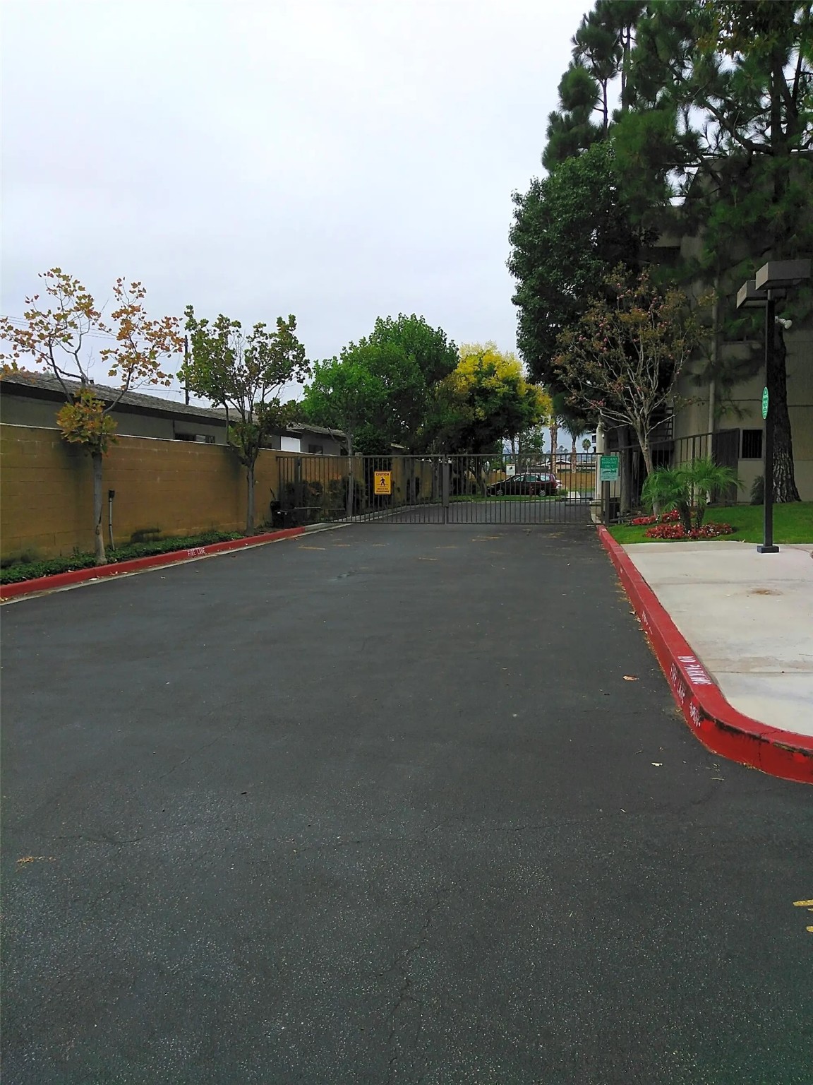 25109 Ebony Ln Property Photo 7