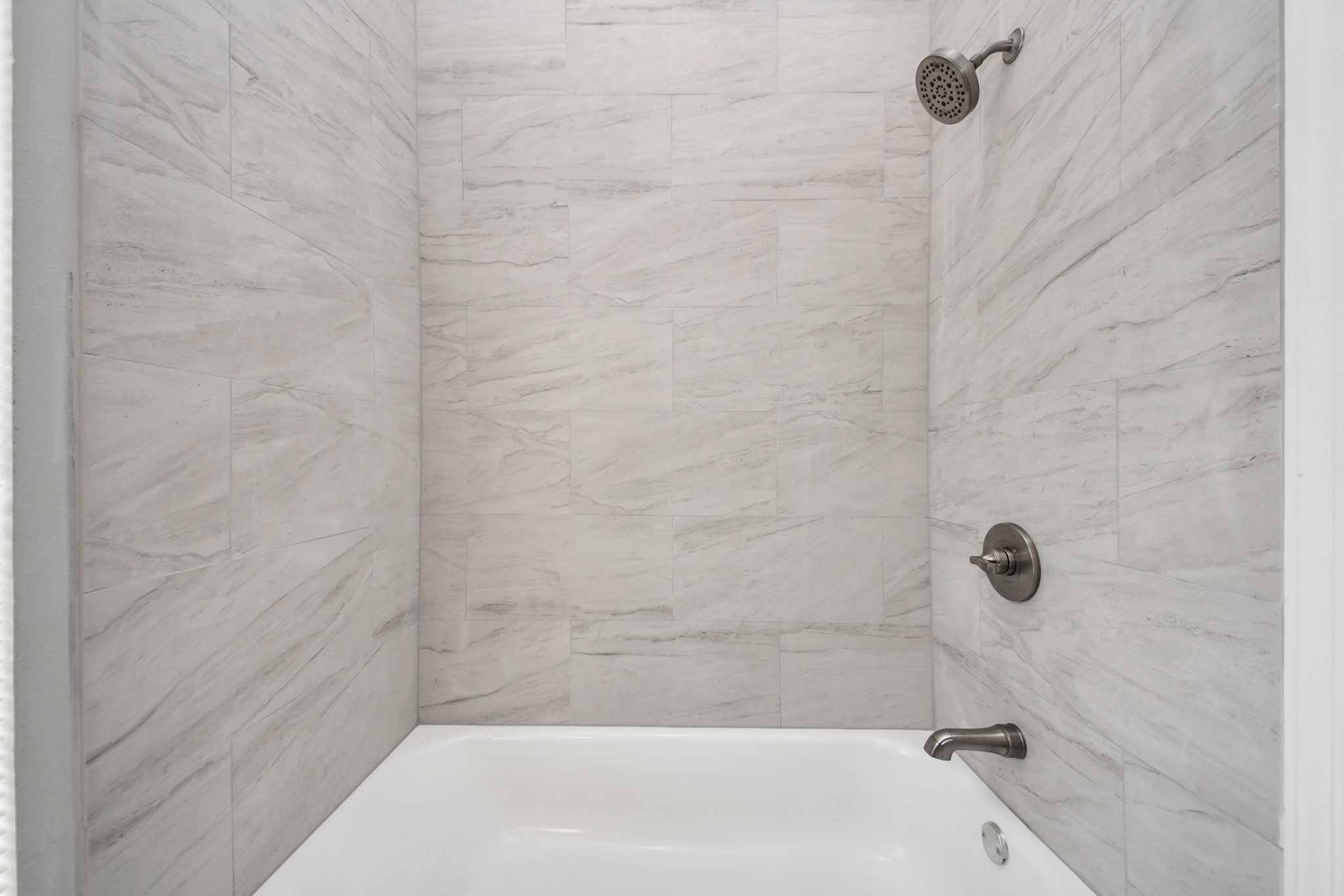 8510 Pine Falls Drive Property Photo 19
