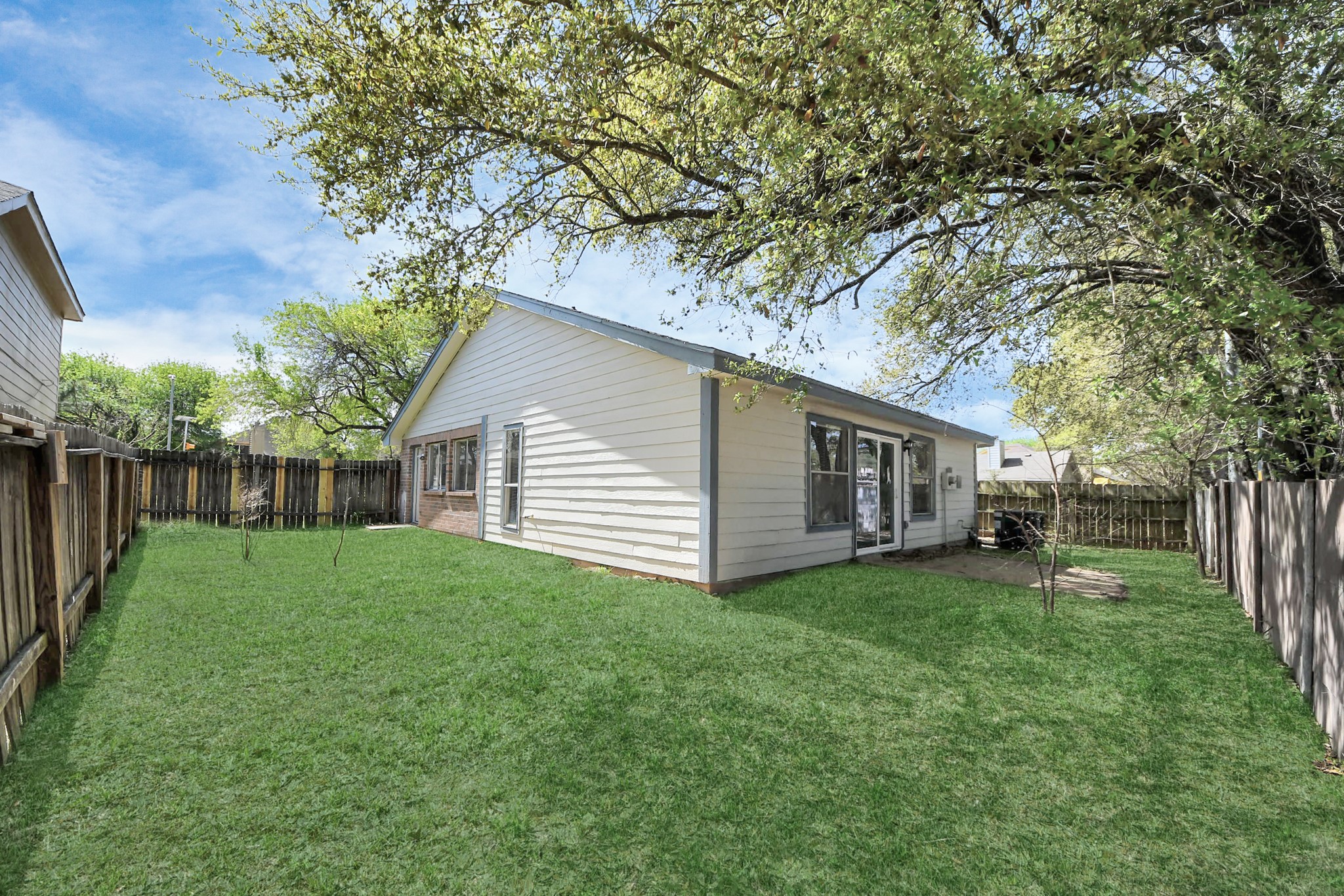 8510 Pine Falls Drive Property Photo 26