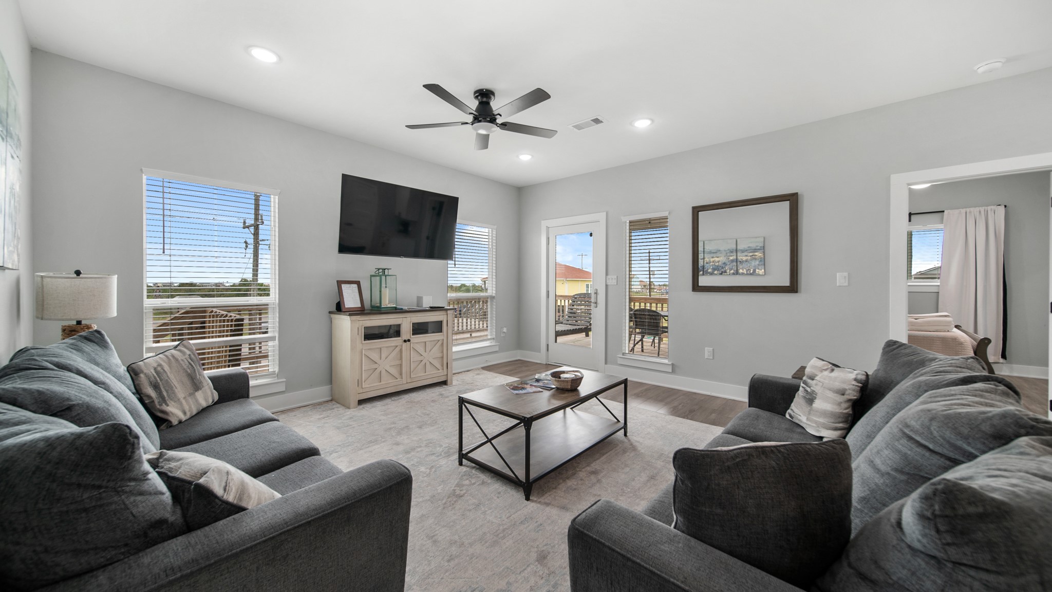 991 Seadrift Drive Property Photo 1