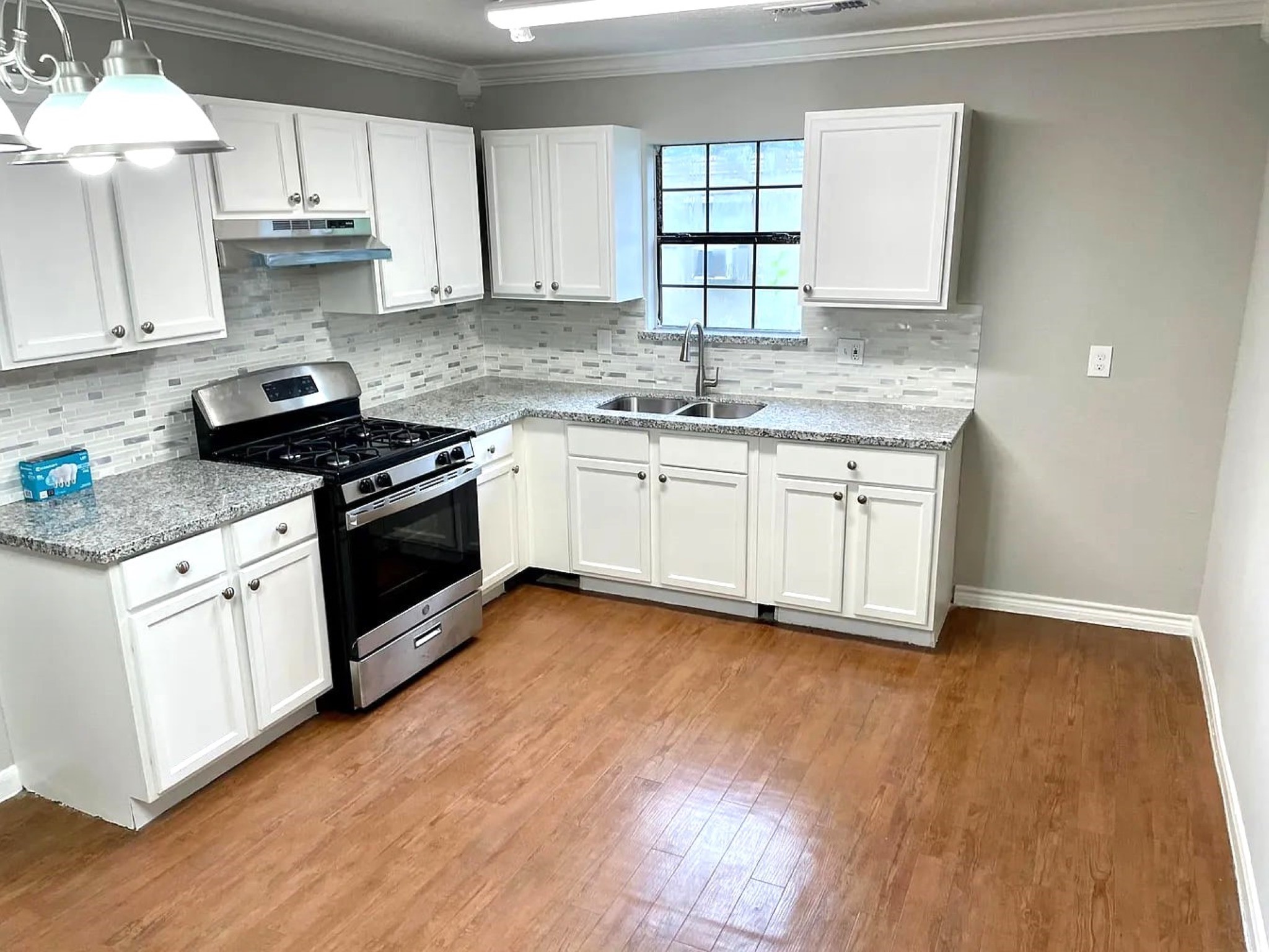 1403 Ash Street Property Photo 2