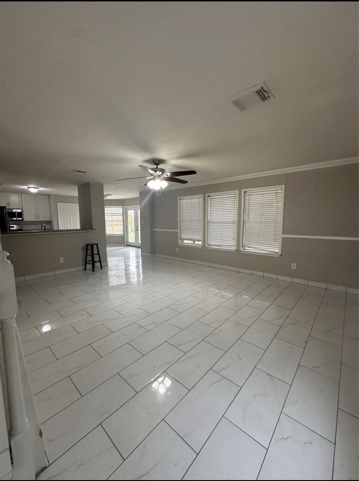 17002 Westminster Village Court Property Photo 4