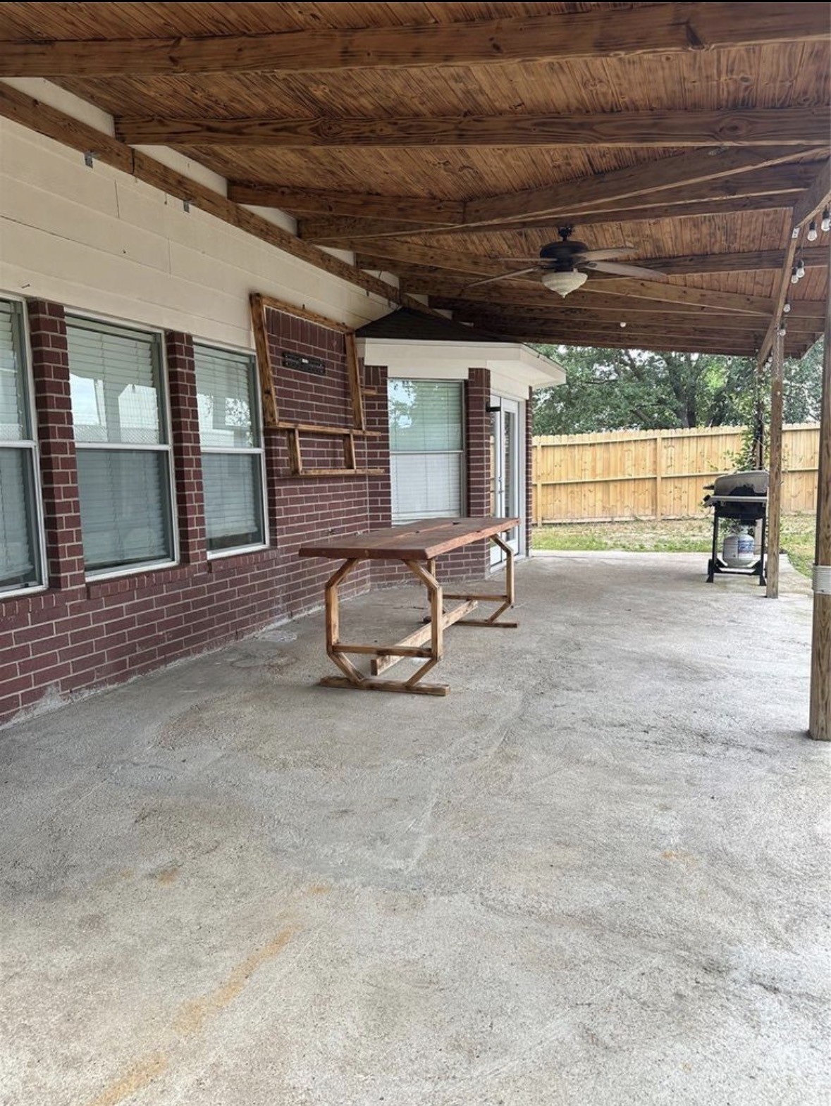17002 Westminster Village Court Property Photo 9
