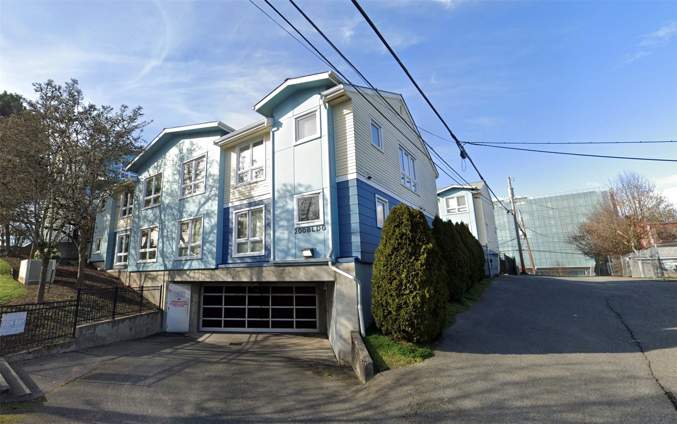 3125 Oakes Avenue Property Photo 6