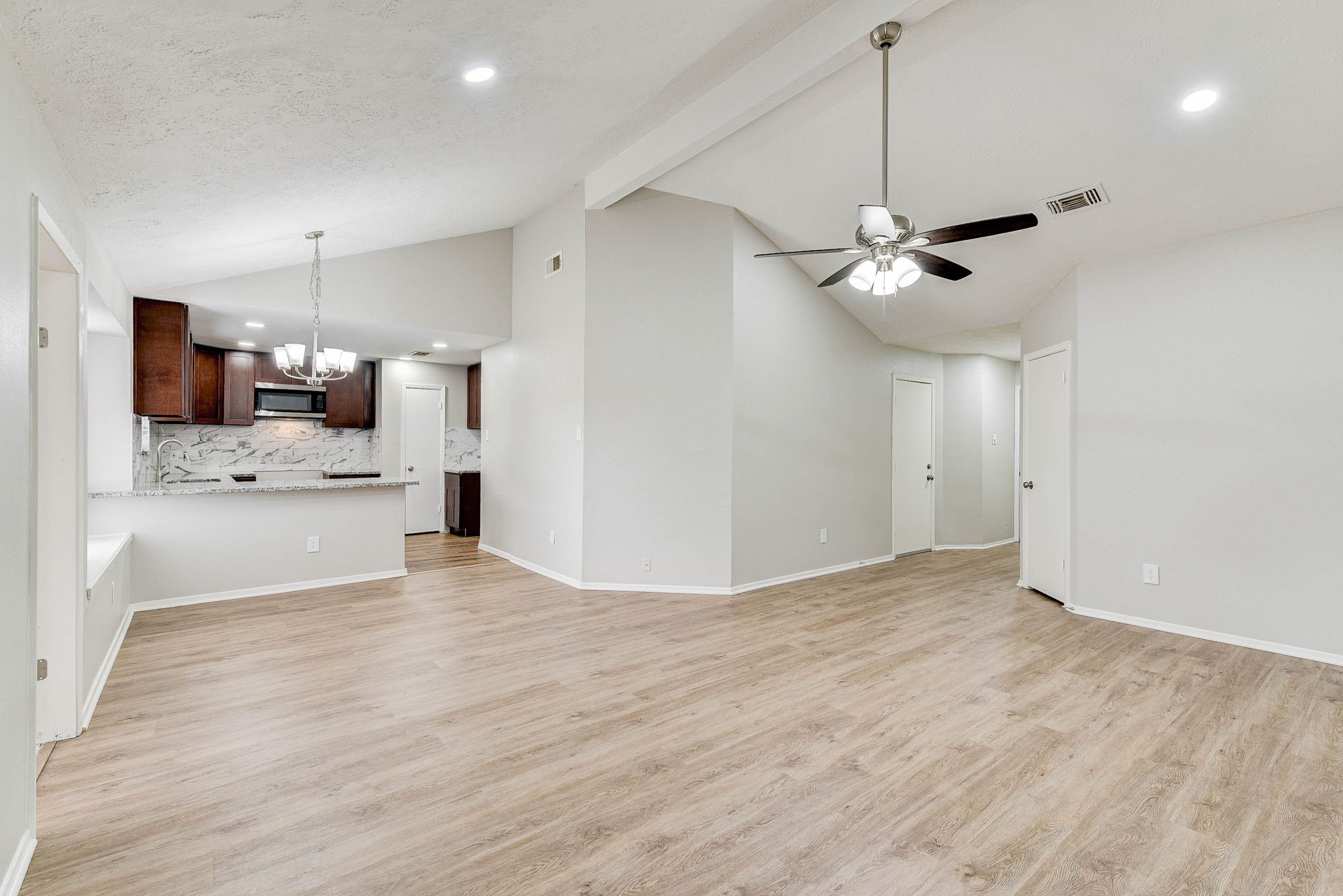 16506 Quiet Quail Drive Property Photo 5