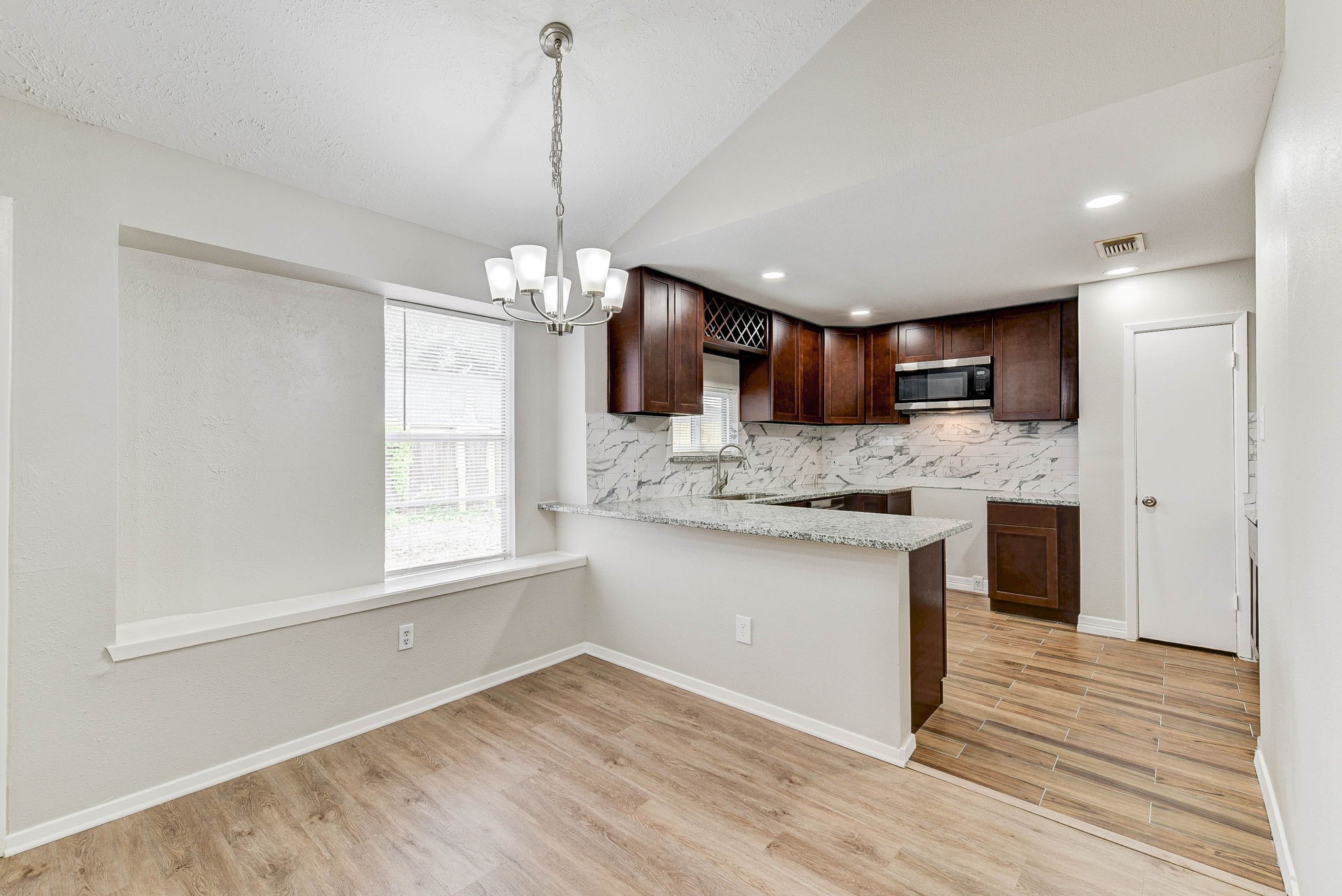 16506 Quiet Quail Drive Property Photo 6