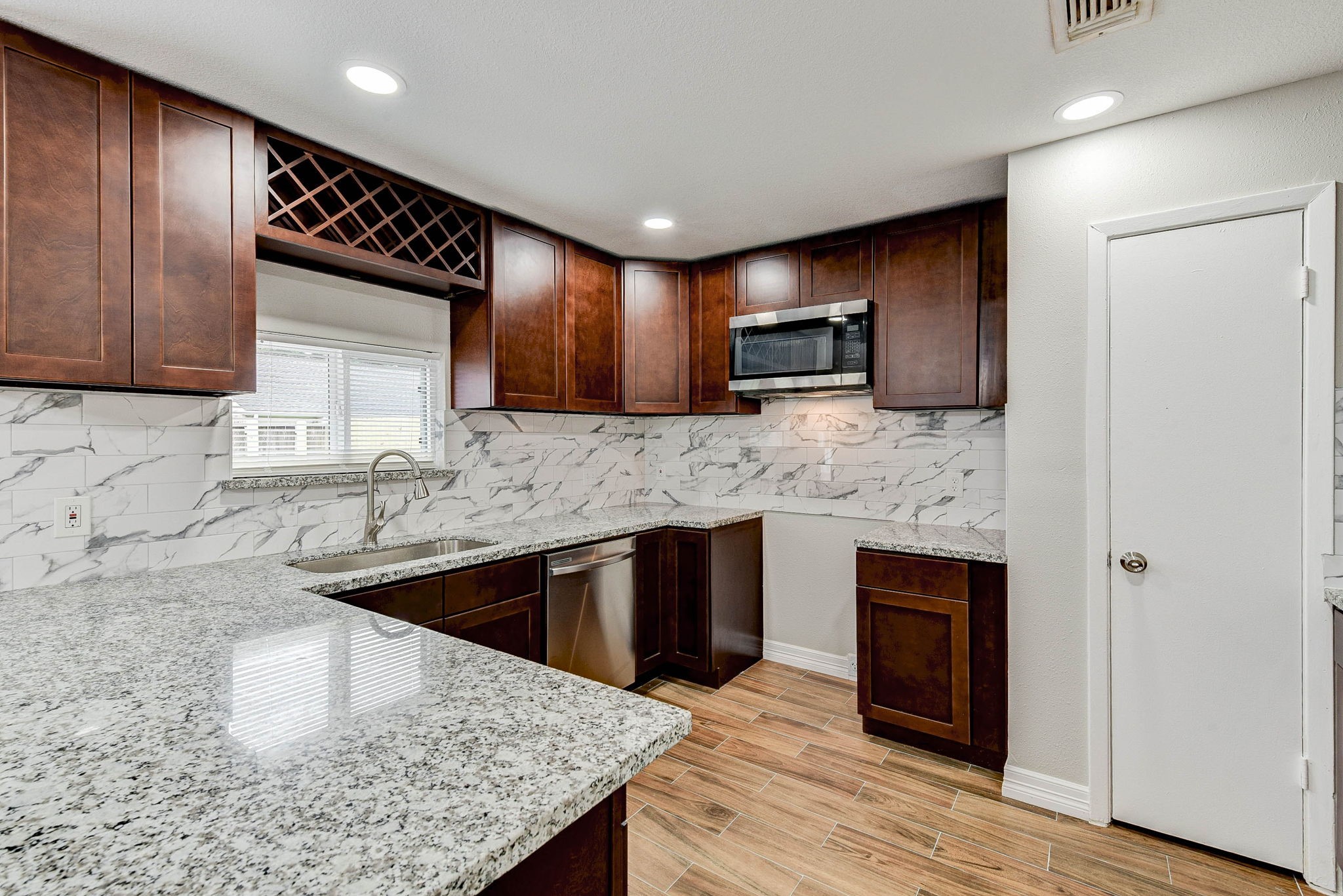 16506 Quiet Quail Drive Property Photo 8