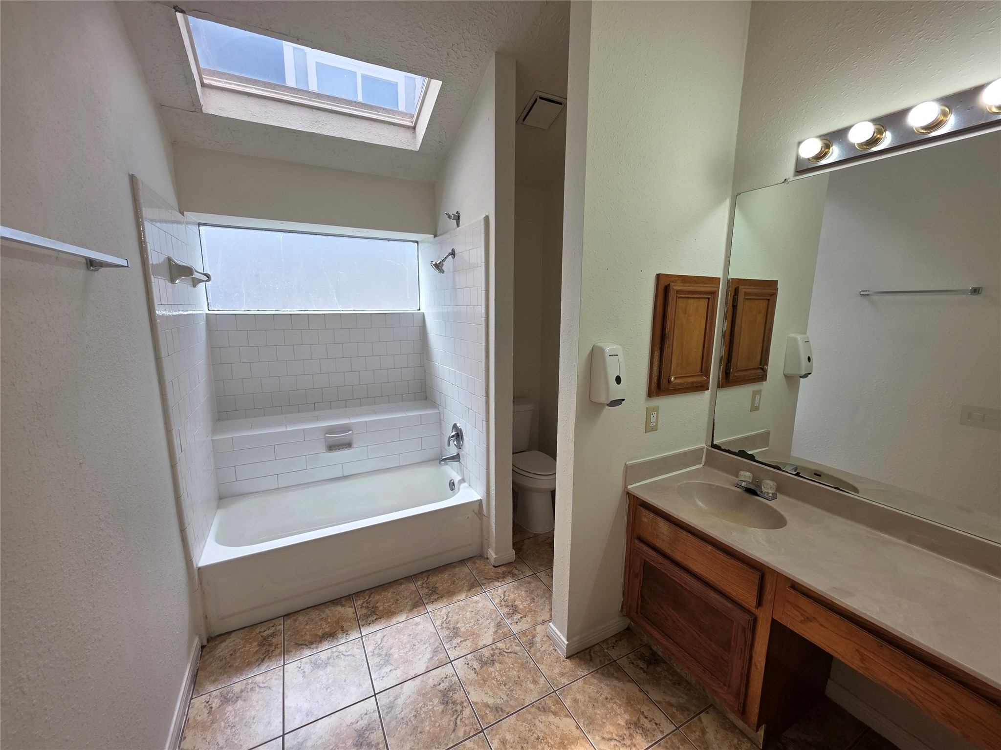 11726 Plumbrook Drive Property Photo 13