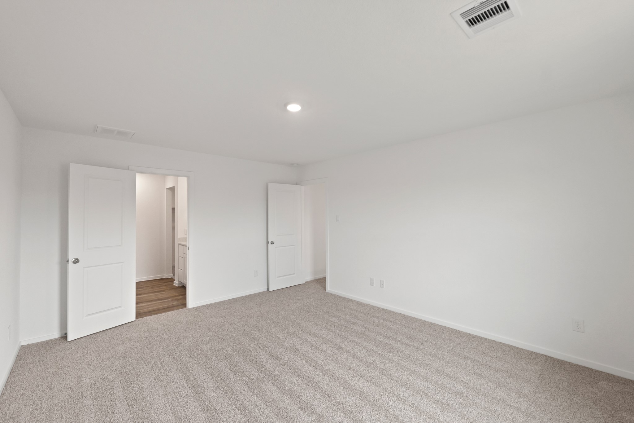 11759 Ruffian Drive Property Photo 9