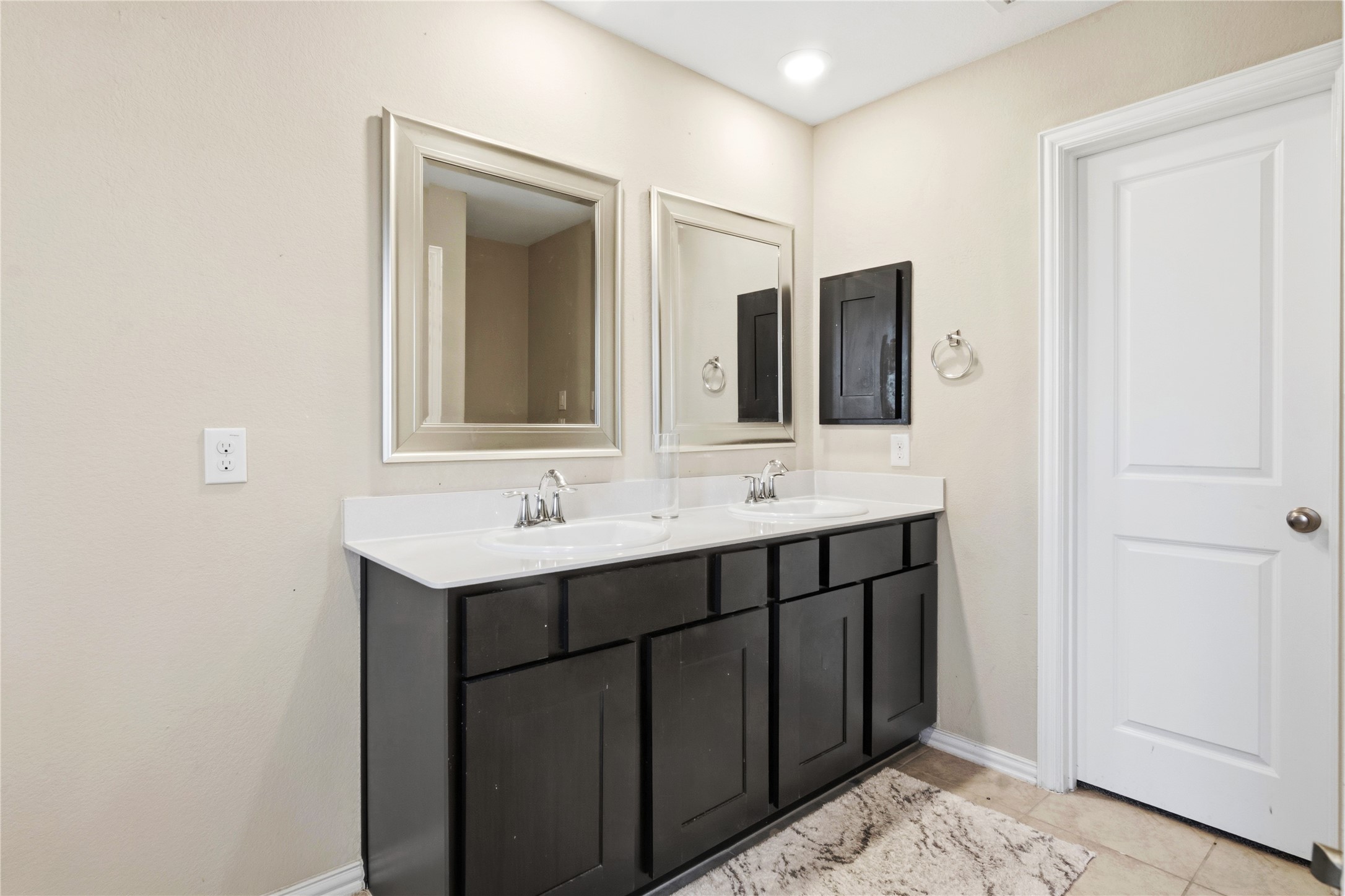 1815 Ryon Falls Drive Property Photo 16