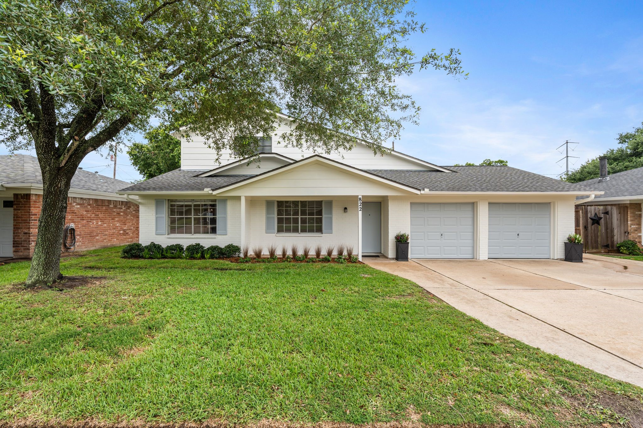 822 N Kaufman Drive Property Photo 1