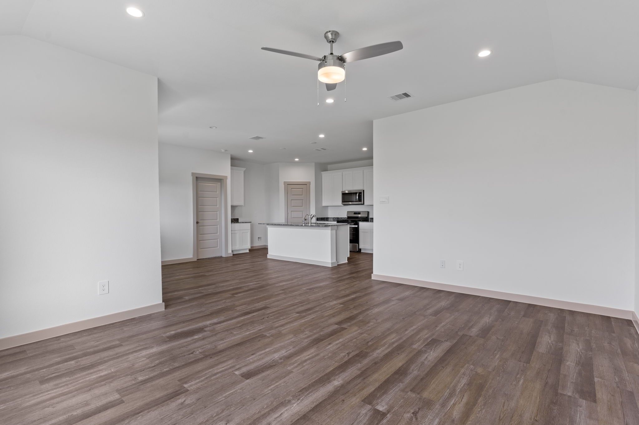 2526 Ocean Jasper Drive Property Photo 9