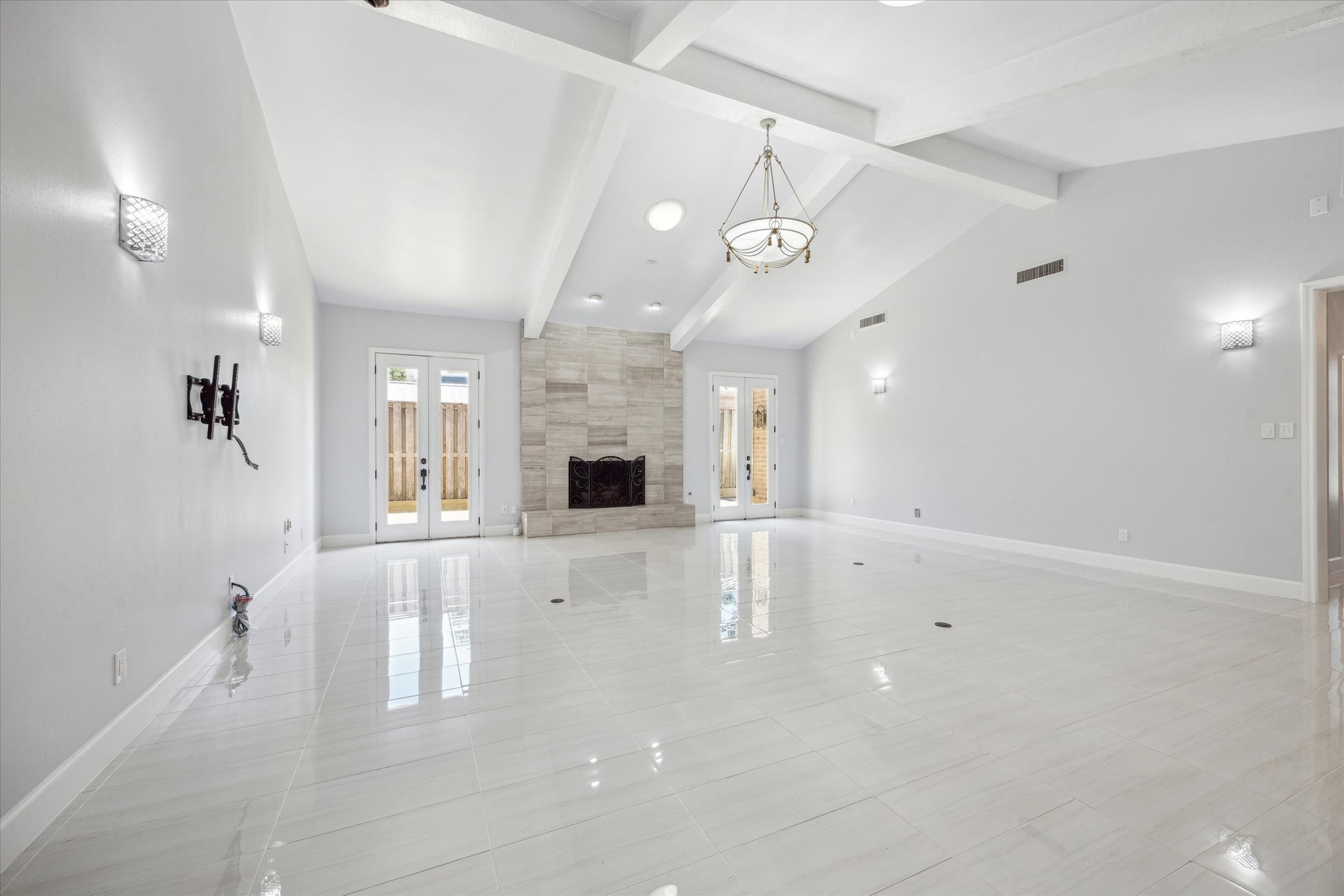 250 Gessner Road Property Photo 5
