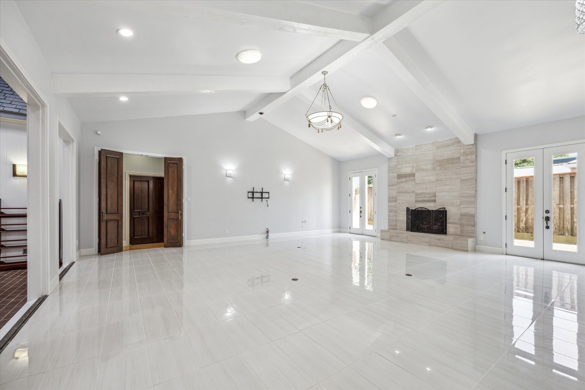 250 Gessner Road Property Photo 7