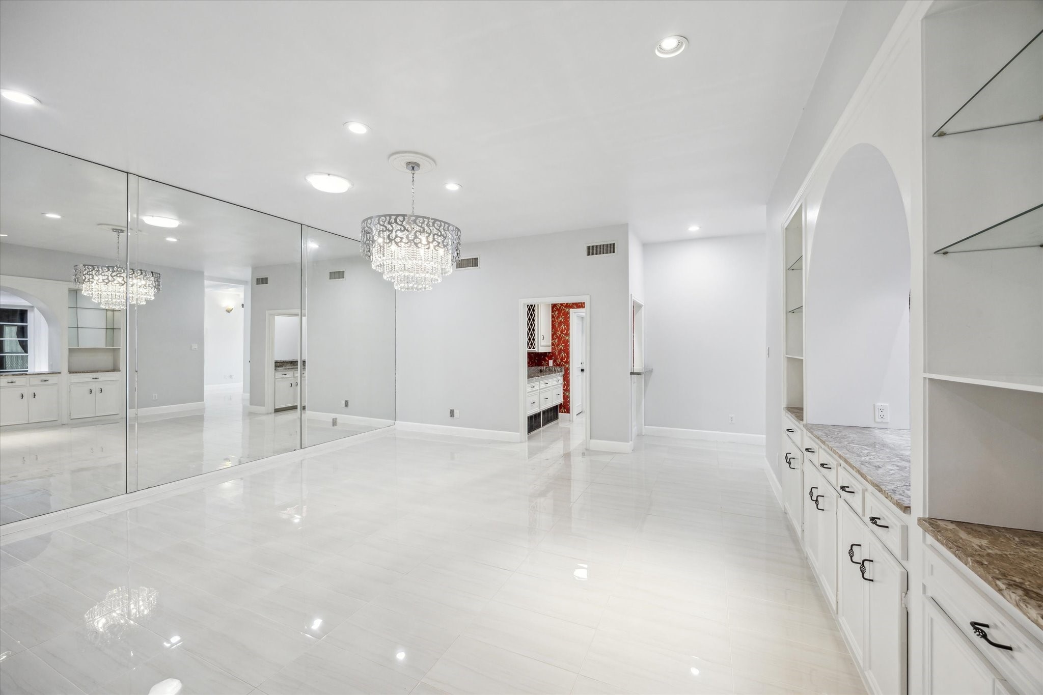 250 Gessner Road Property Photo 11